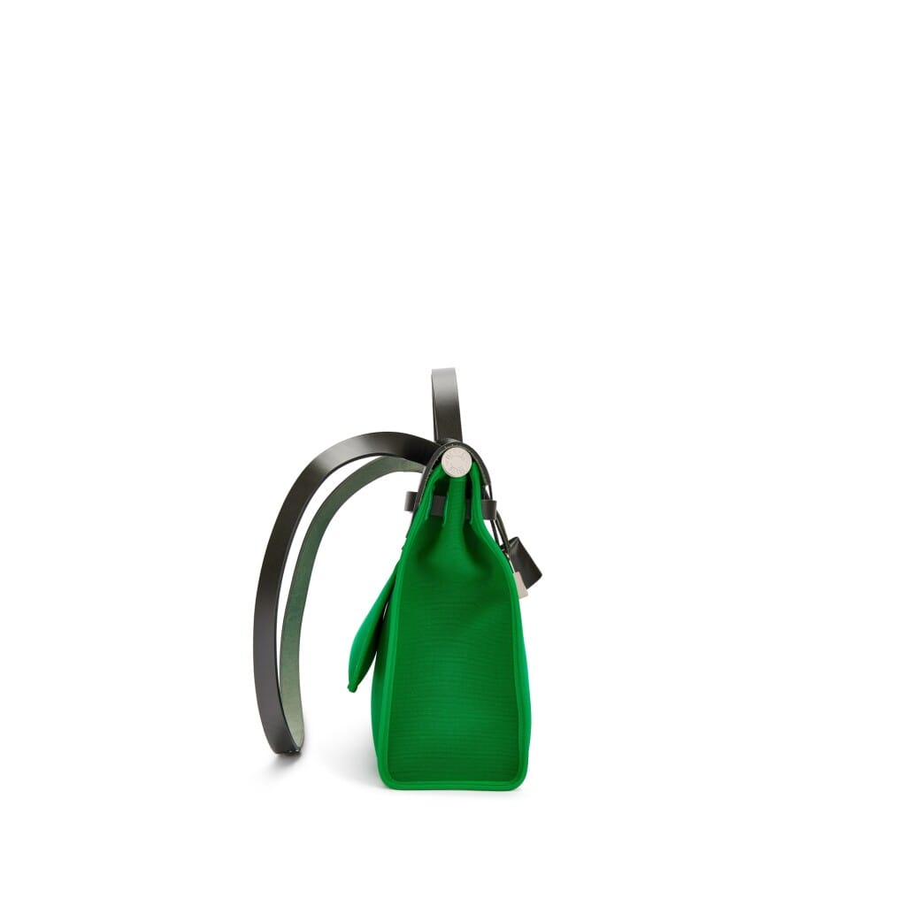 Khaki Vache Hunter and Bamboo Toile Herbag Zip 31 Palladium Hardware, 2018