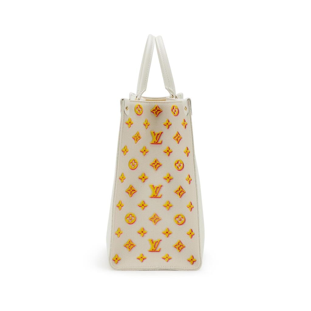 Cream Monogram Jacquard Hawaii OnTheGo GM, 2022