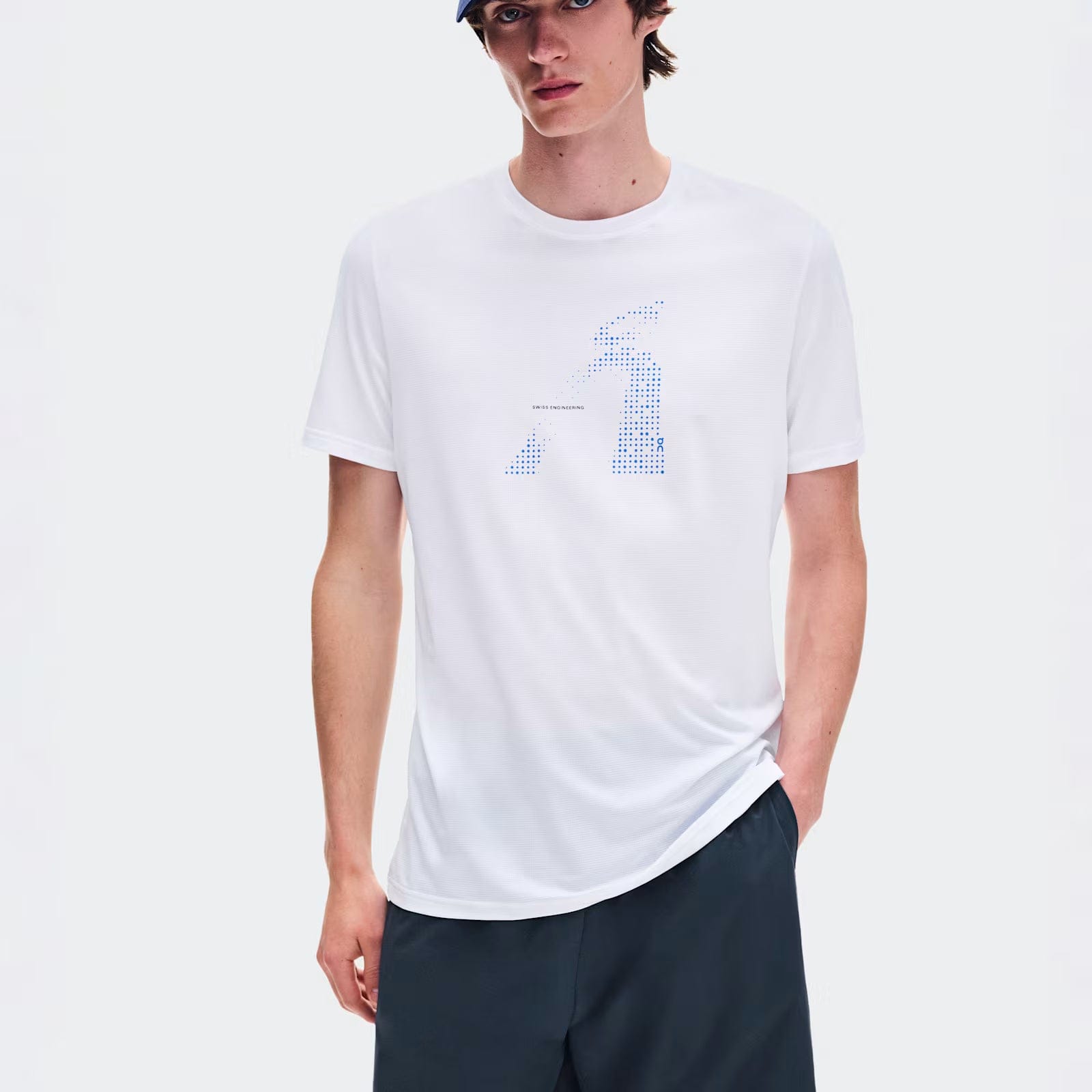 On Core-T Graphic White