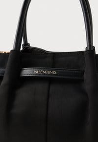 Valentino Special Sleek Handbag Nero