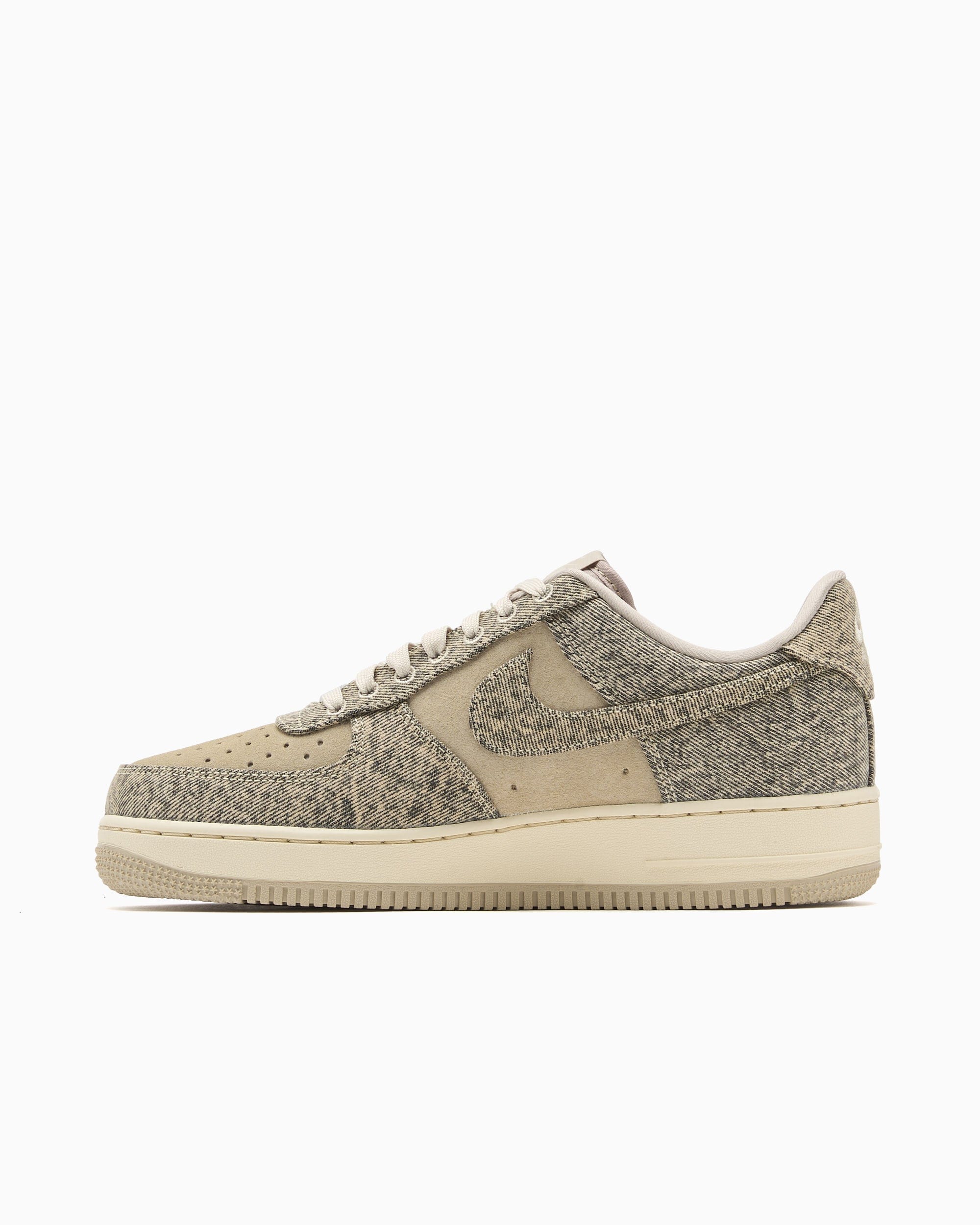 Nike Air Force 1 '07 LV8 Desert Denim
