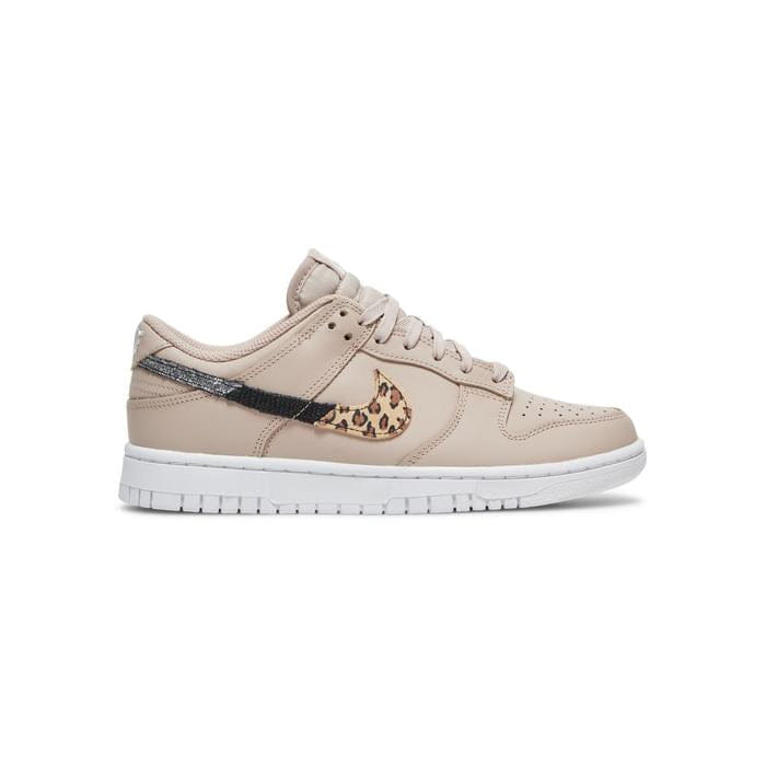 Nike Wmns Dunk Low SE Primal Pink