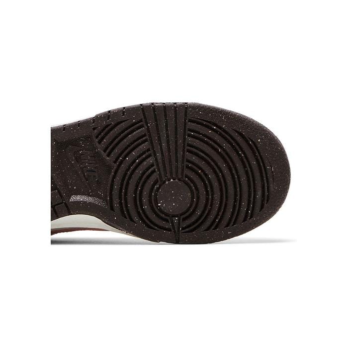 Nike Wmns Dunk Low SE Double Swoosh