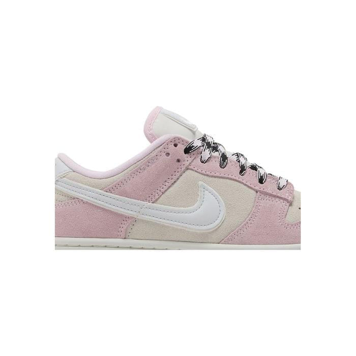 Nike Wmns Dunk Low LX Pink Foam