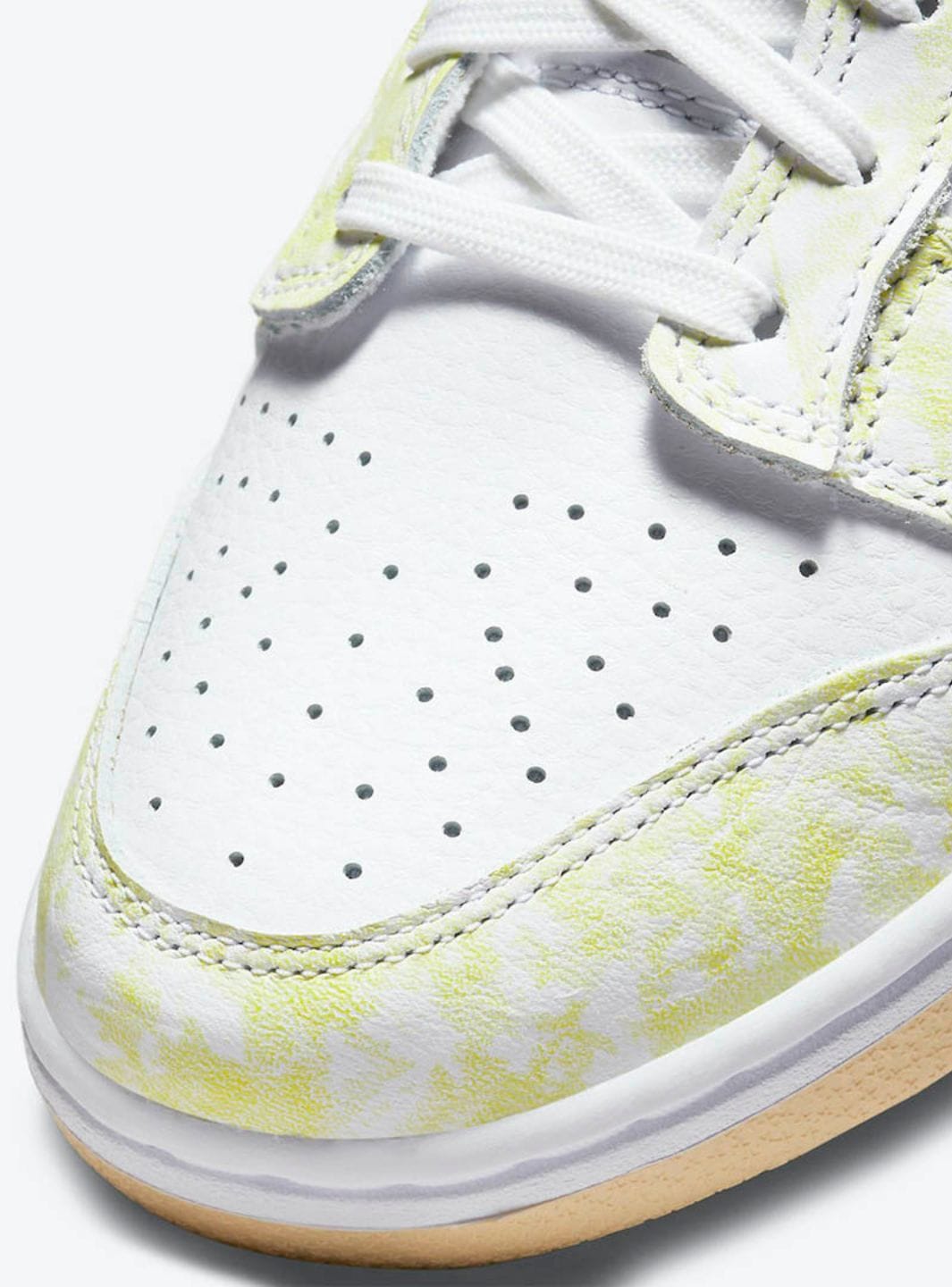 Nike Dunk Low Yellow Strike
