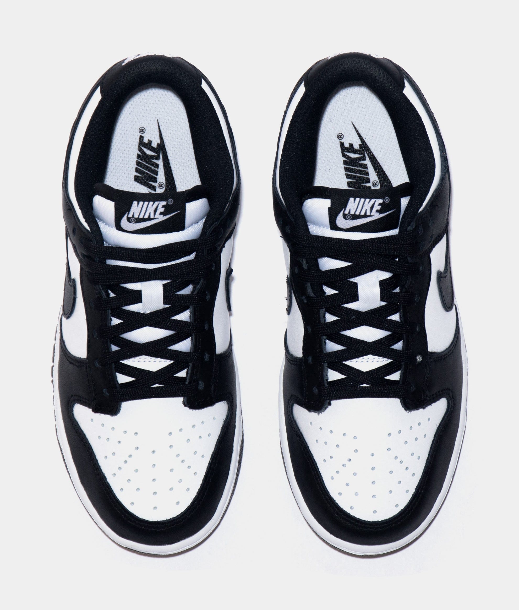 Nike Dunk Low Retro Womens Lifestyle Shoes (Black/White)