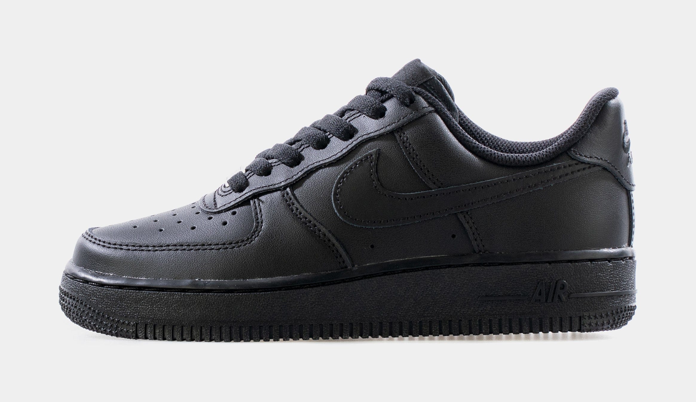 Nike Air Force 1 07 Womens Lifestyle Shoes (Black)
