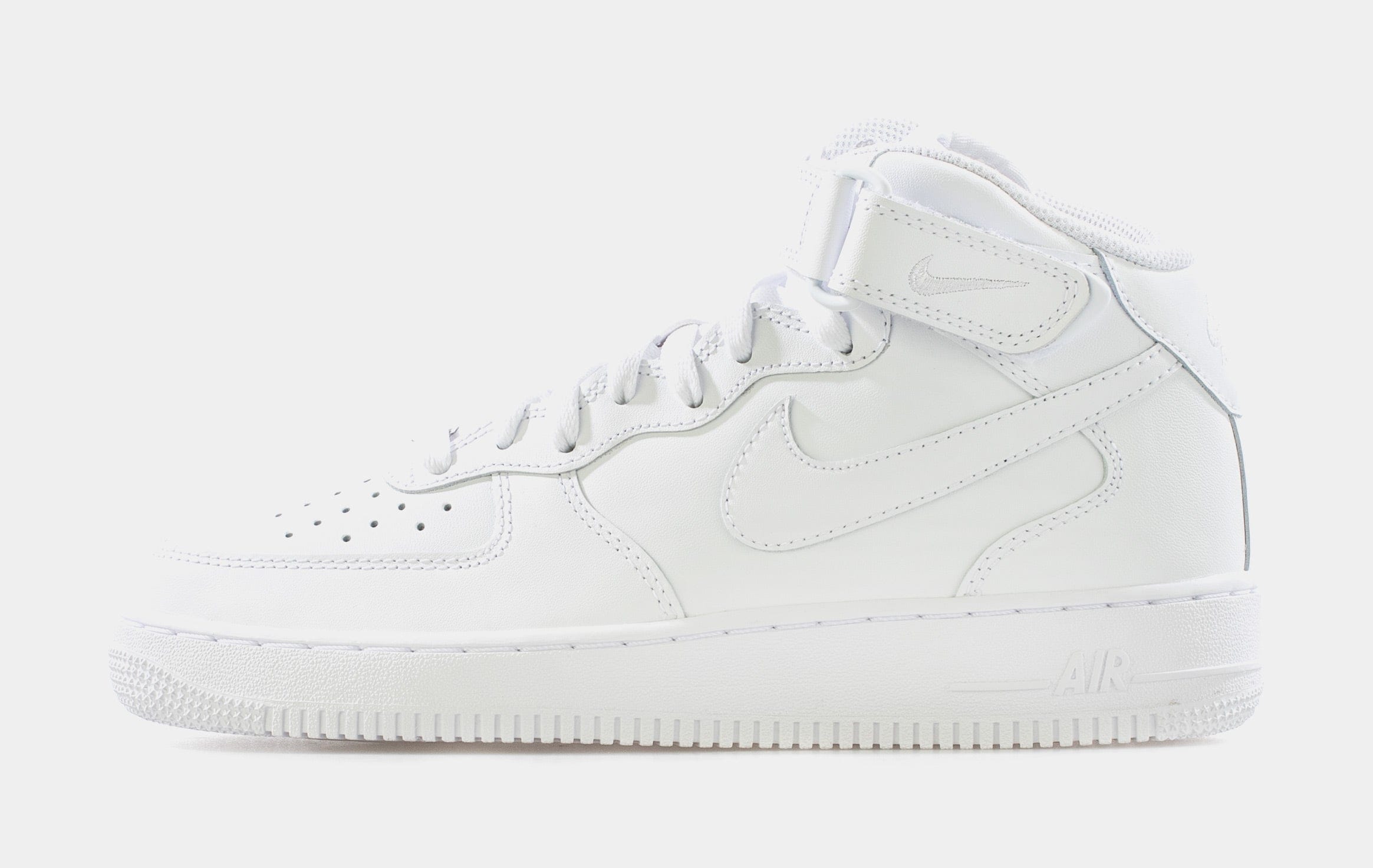 Nike Air Force 1 Mid 07 LE Mens Lifestyle Shoe (White)