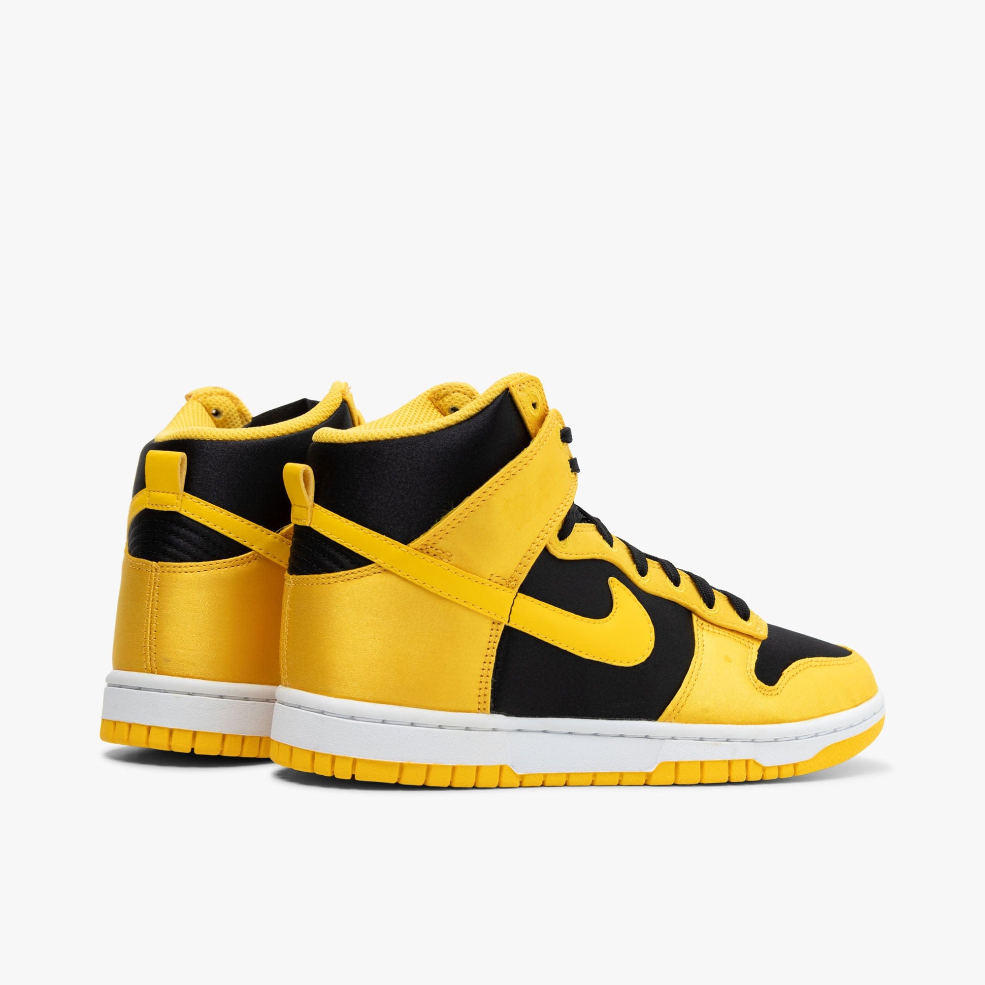 Nike Women's Dunk High Twist Black / Varsity Maize - White