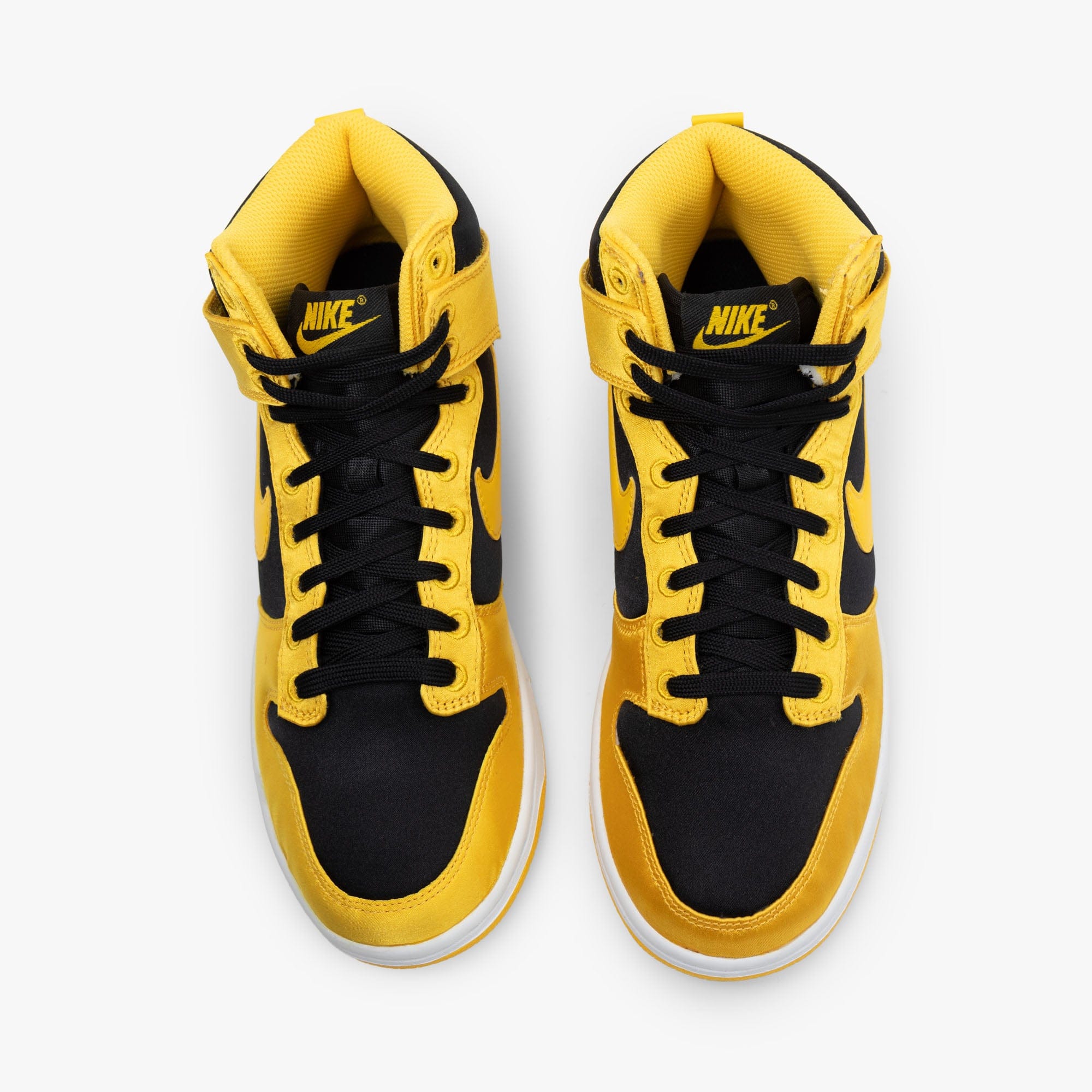 Nike Women's Dunk High Twist Black / Varsity Maize - White