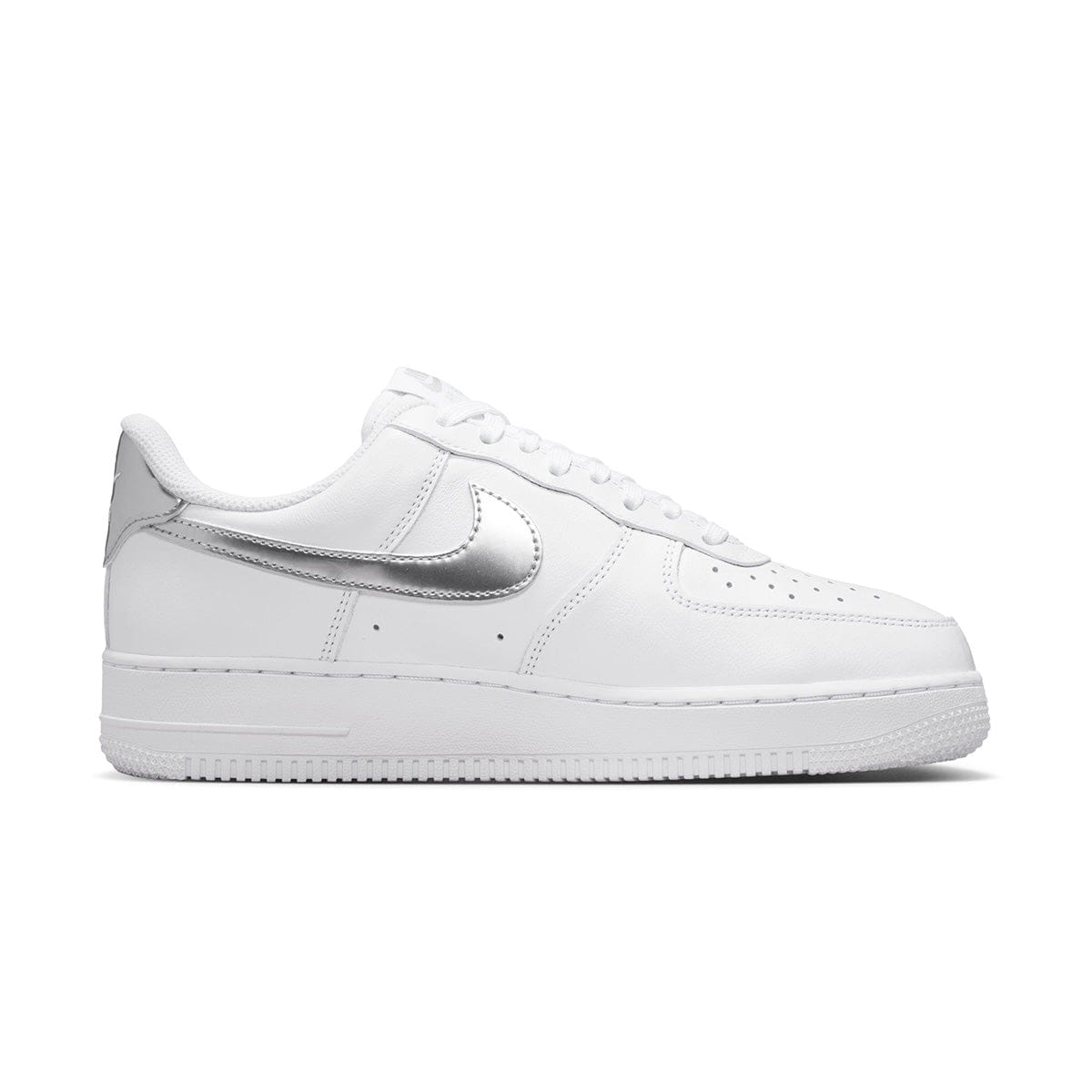 Nike Wmns Air Force 1 '07 SE WHITE/METALLIC SILVER