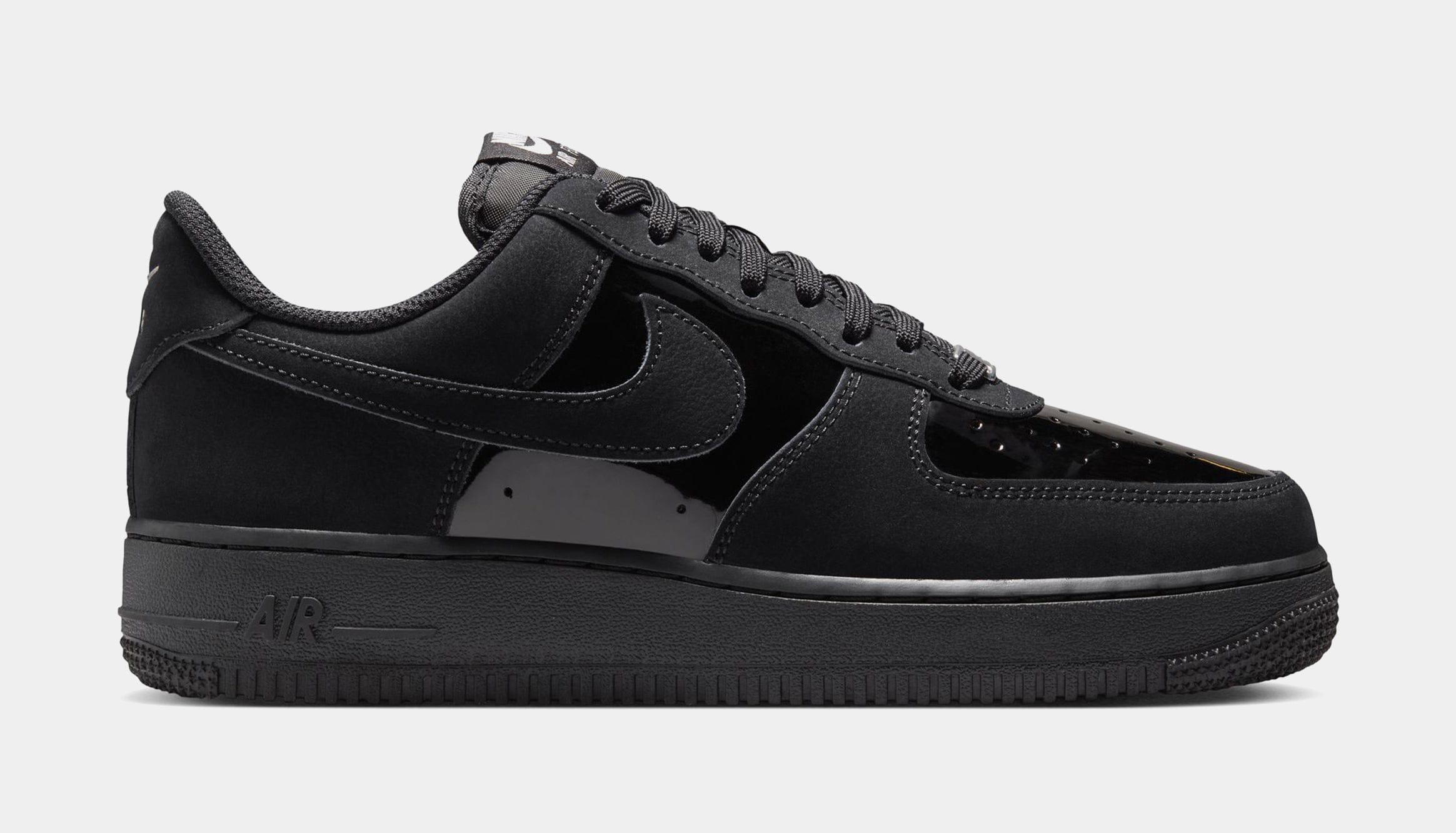Nike Air Force Street 1 Womens Lifestyle Shoes (Black/Metallic Silver/Anthracite)