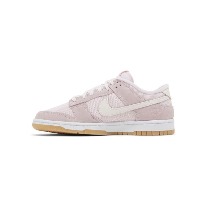 Nike Wmns Dunk Low Teddy Bear - Light Soft Pink