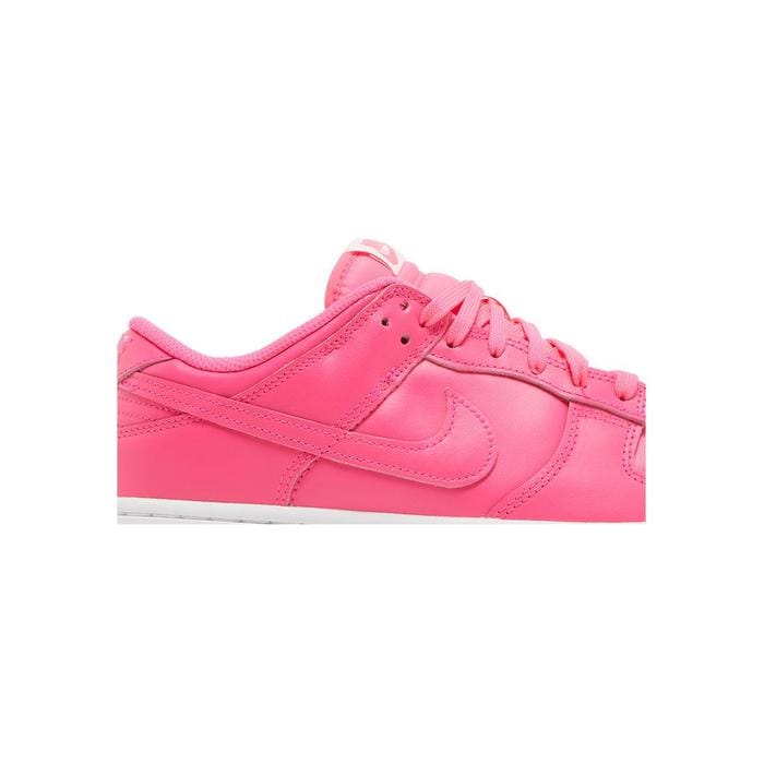 Nike Wmns Dunk Low Hyper Pink