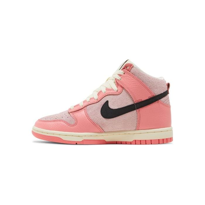 Nike Wmns Dunk High Hoops