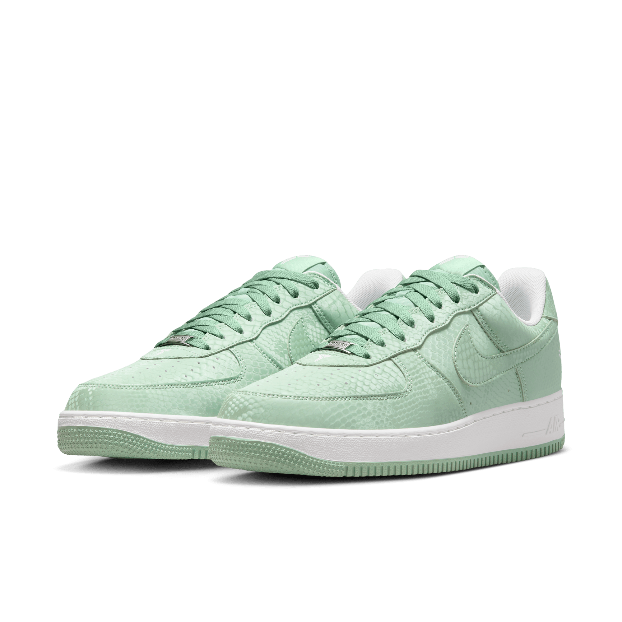 Nike KOBE x NIKE AIR FORCE LOW STEAM