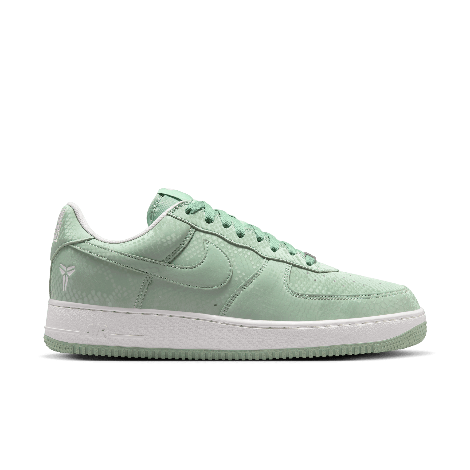 Nike KOBE x NIKE AIR FORCE LOW STEAM