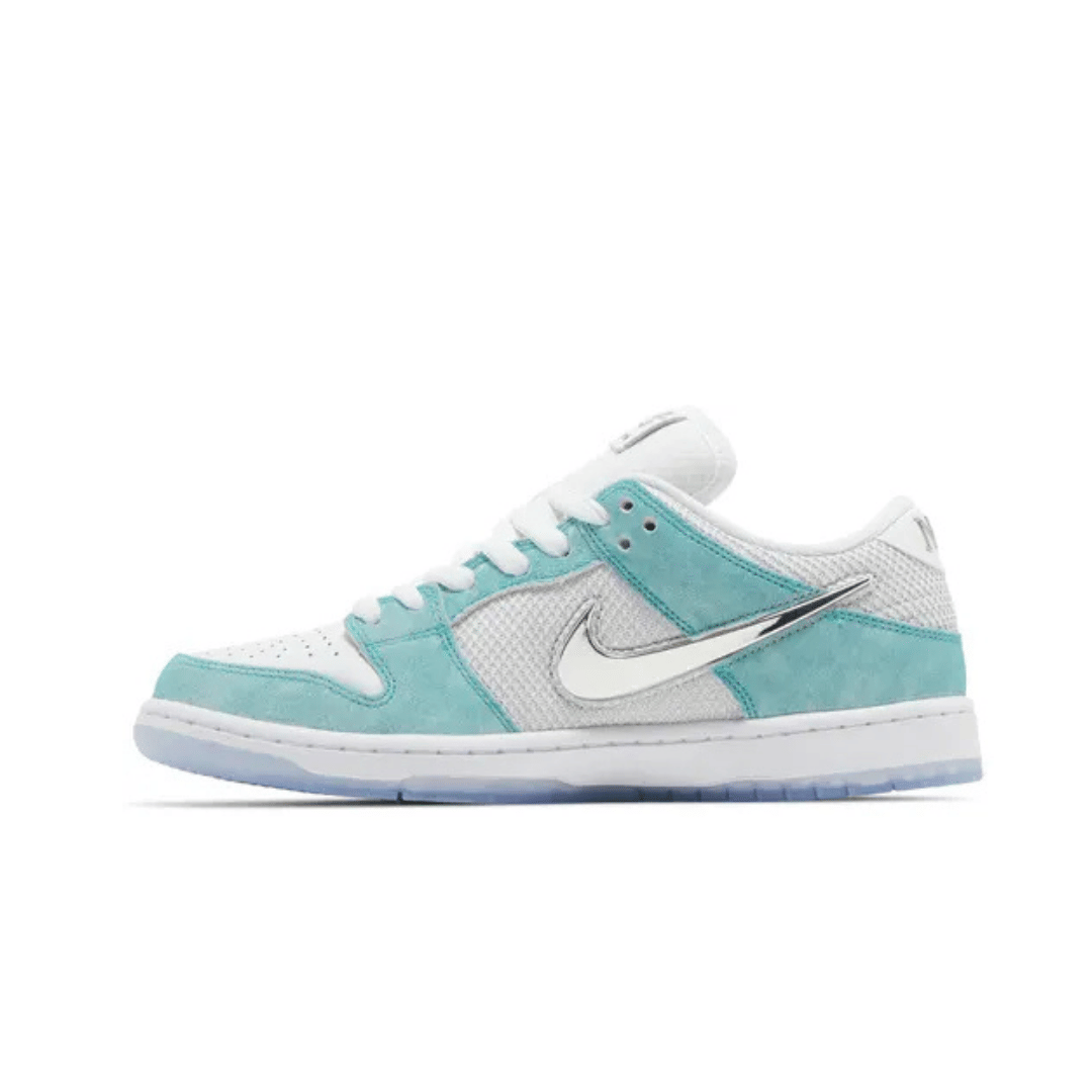Nike April Skateboards x Dunk Low SB Turbo Green