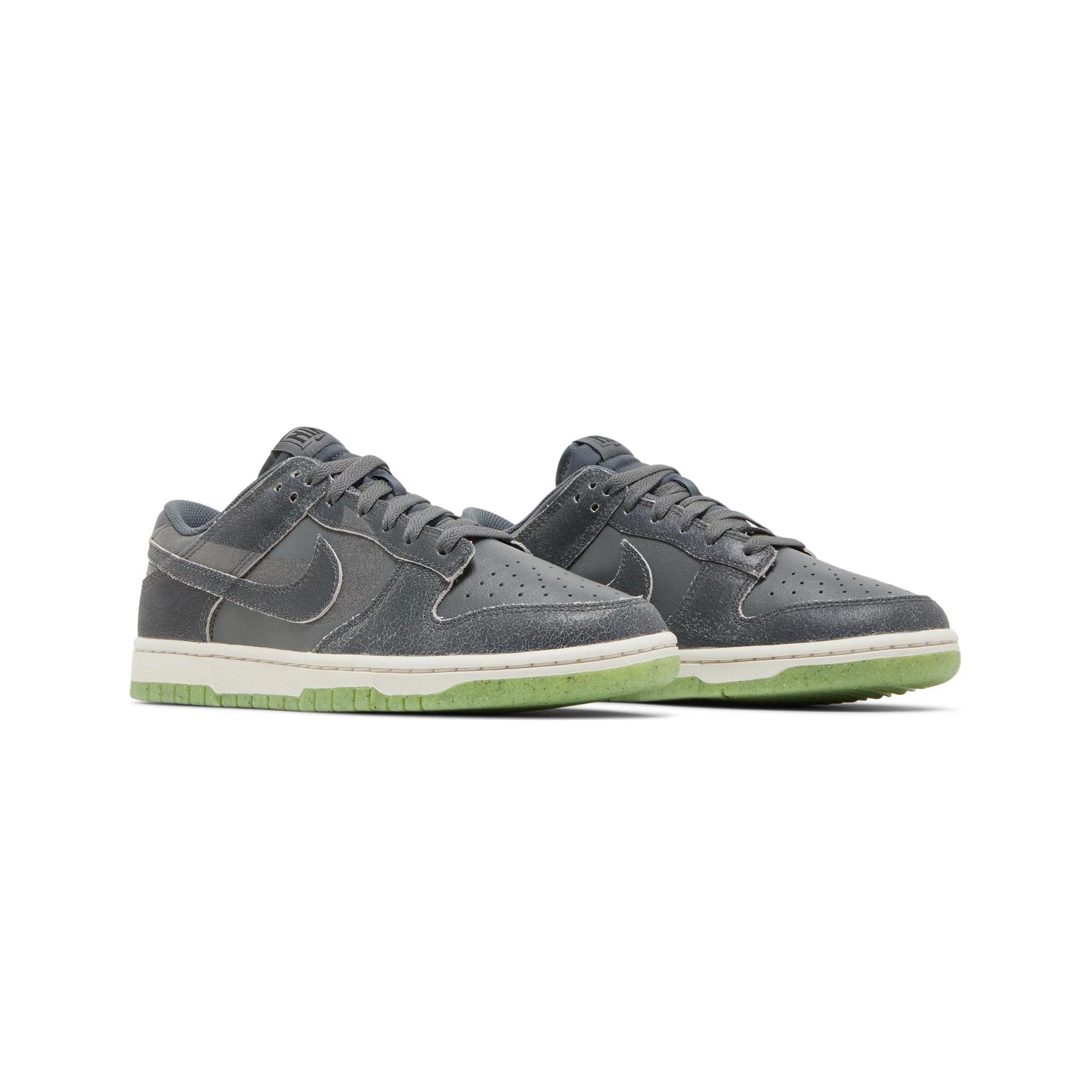 Nike Dunk Low Ghost Green GS (2022)