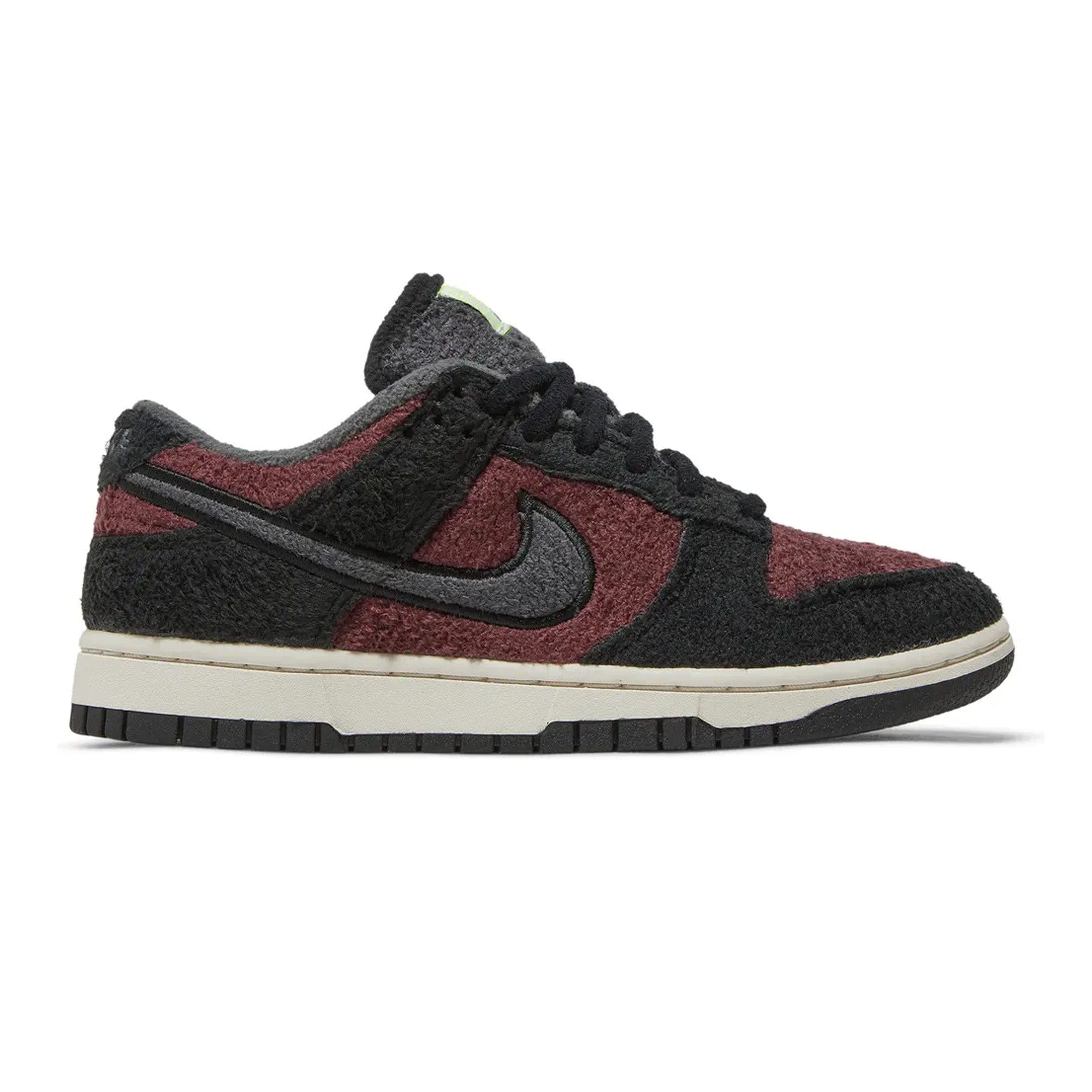 Nike Dunk Low SE Fleece Pack Burgundy Crush W (2022)