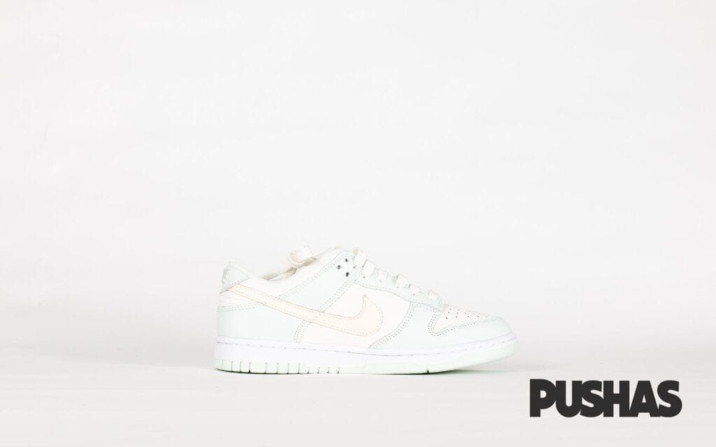 Nike Dunk Low Barely Green W