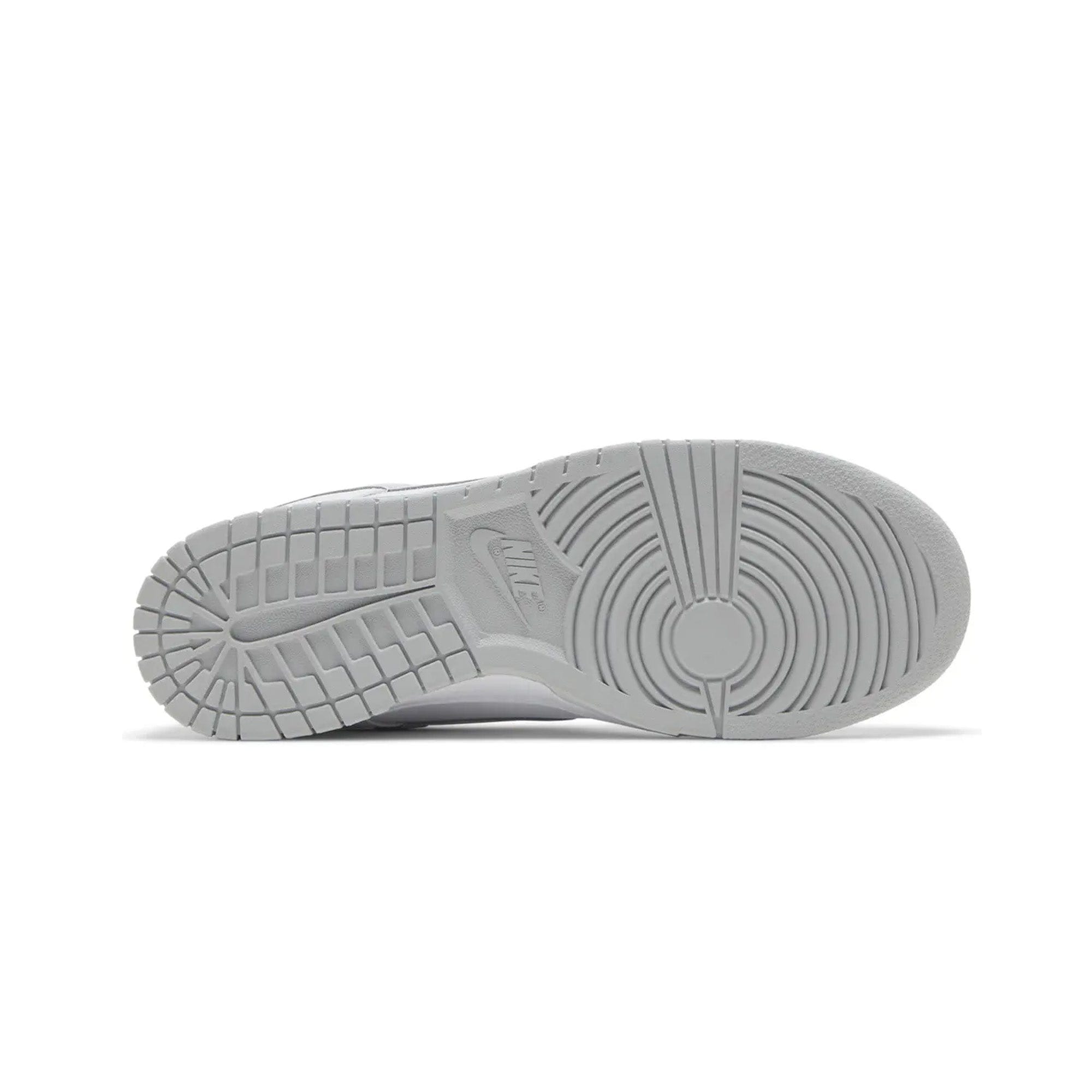 Nike Dunk Low Pure Platinum Grey