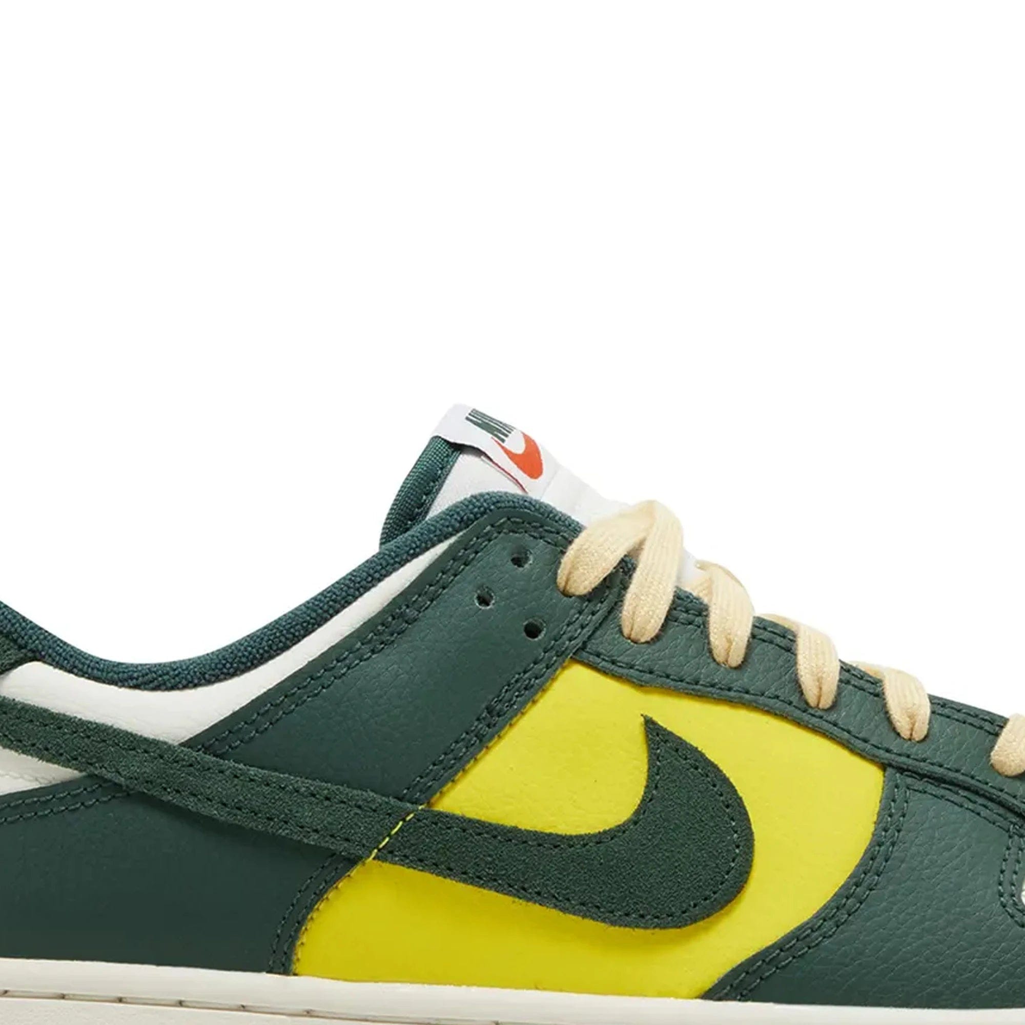 Nike Dunk Low SE Noble Green Women's (2023)