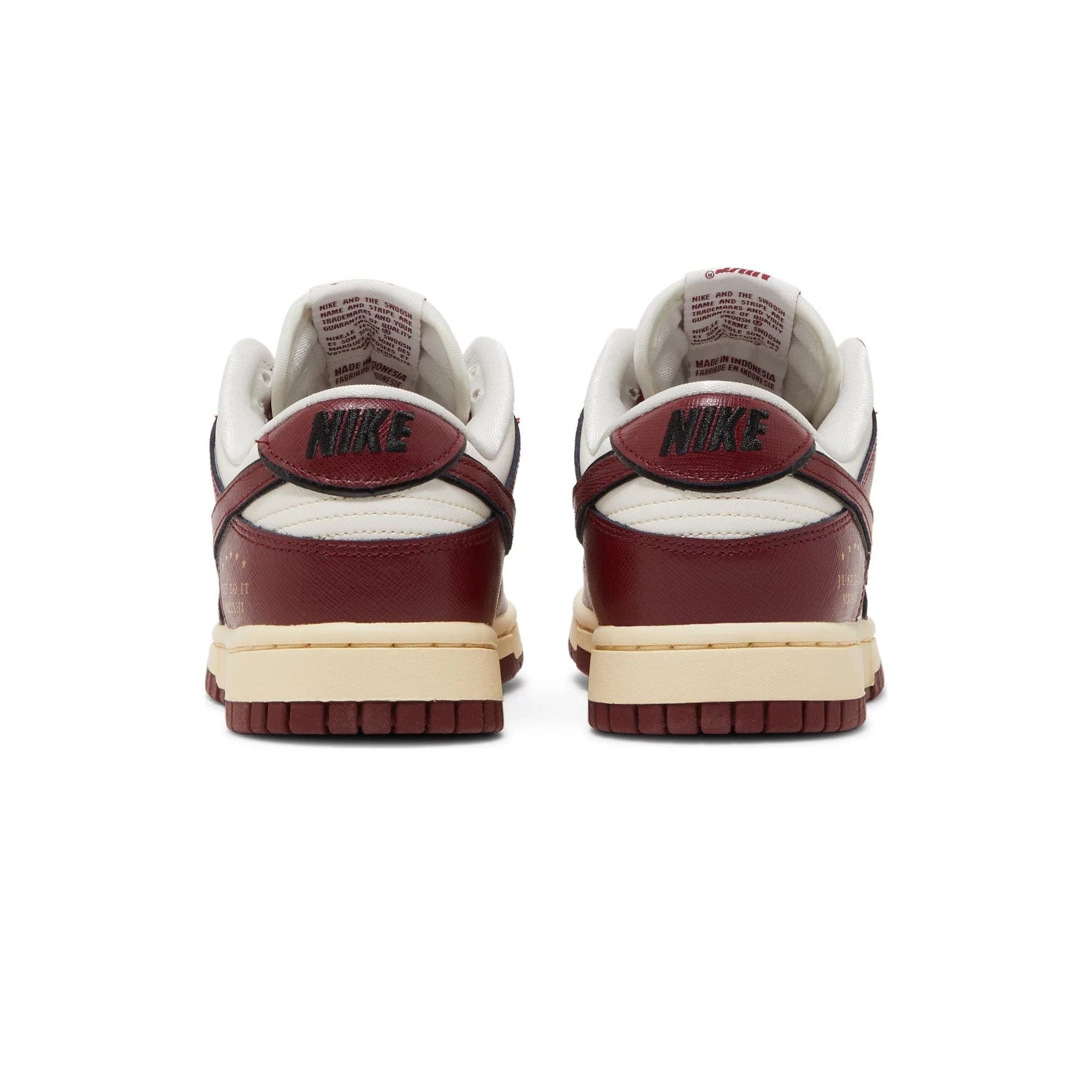 Nike Dunk Low SE Just Do It Sail Team Red W (2023)