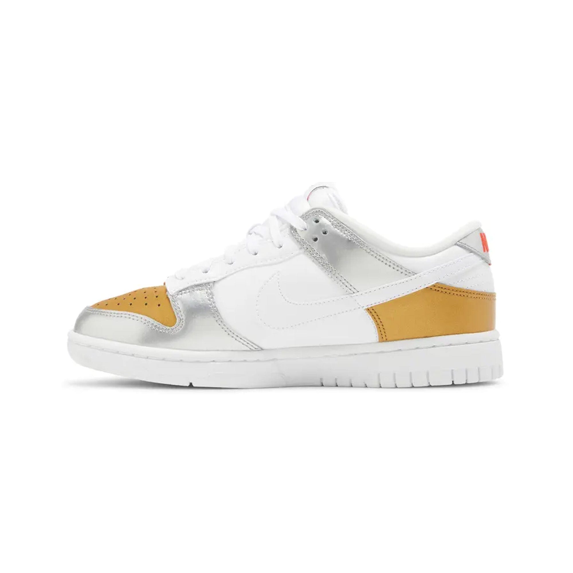 Nike Dunk Low Heirloom W (2022)