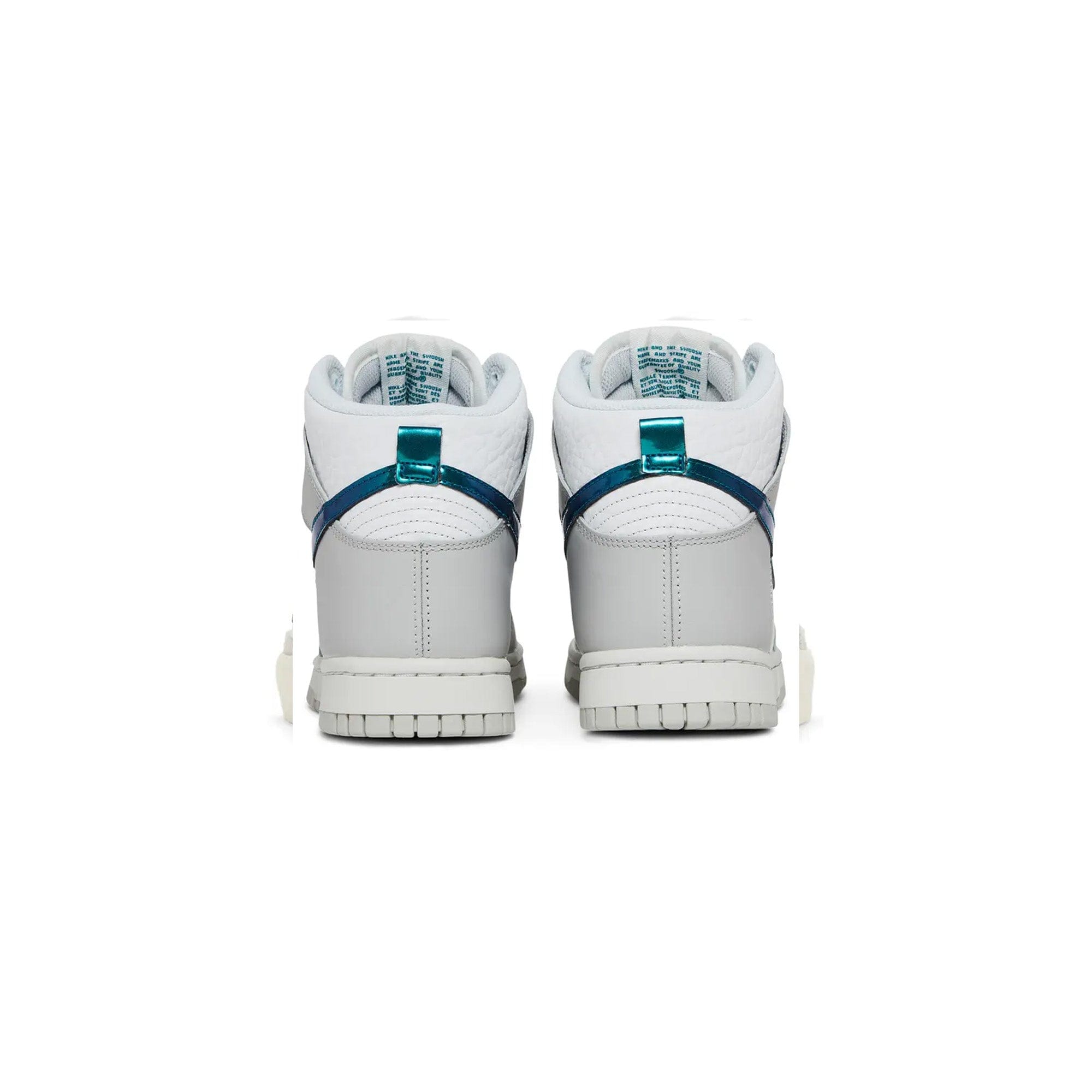Nike Dunk High FLS W (2022)