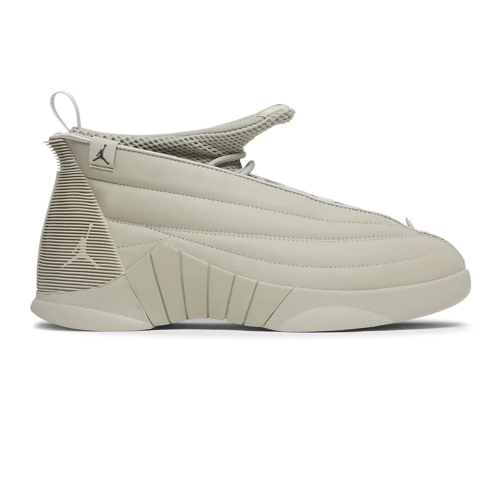 Nike Air Jordan 15 Retro x Billie Eilish W