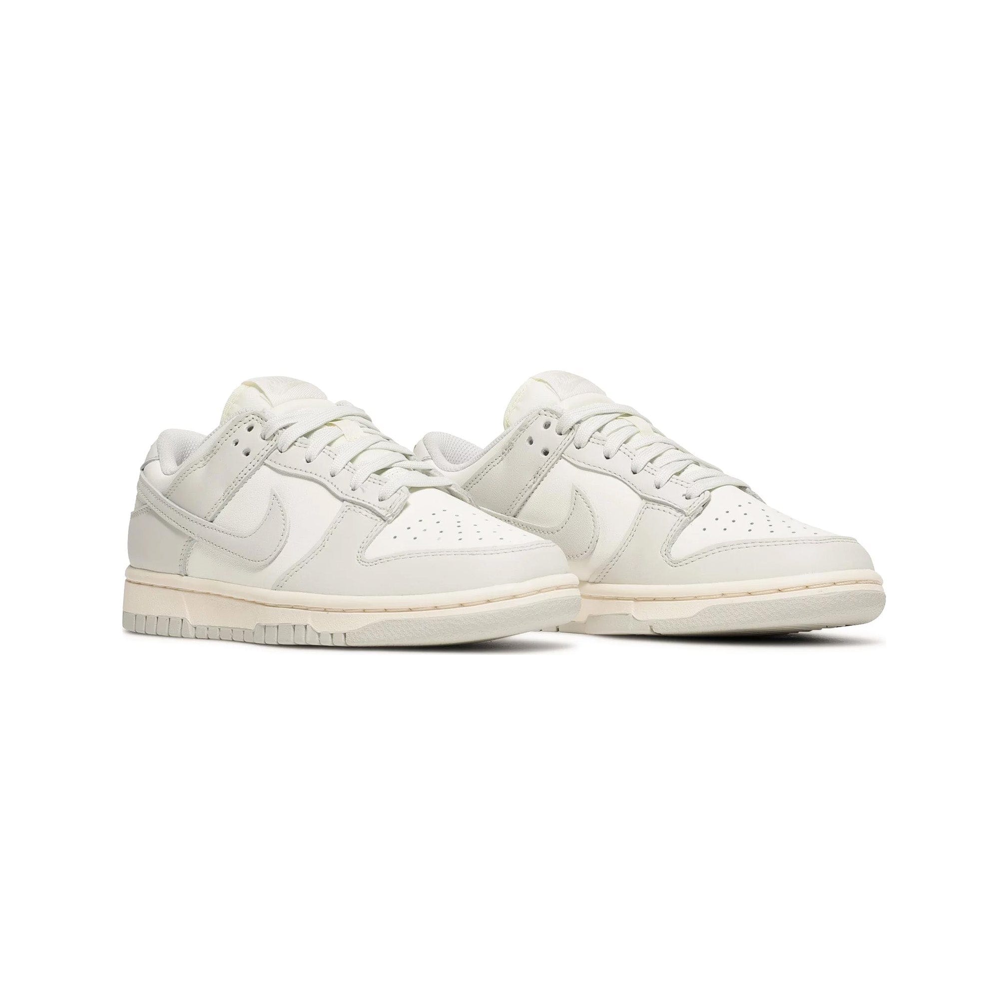 Nike Dunk Low Sail Light Bone Women's (2021)