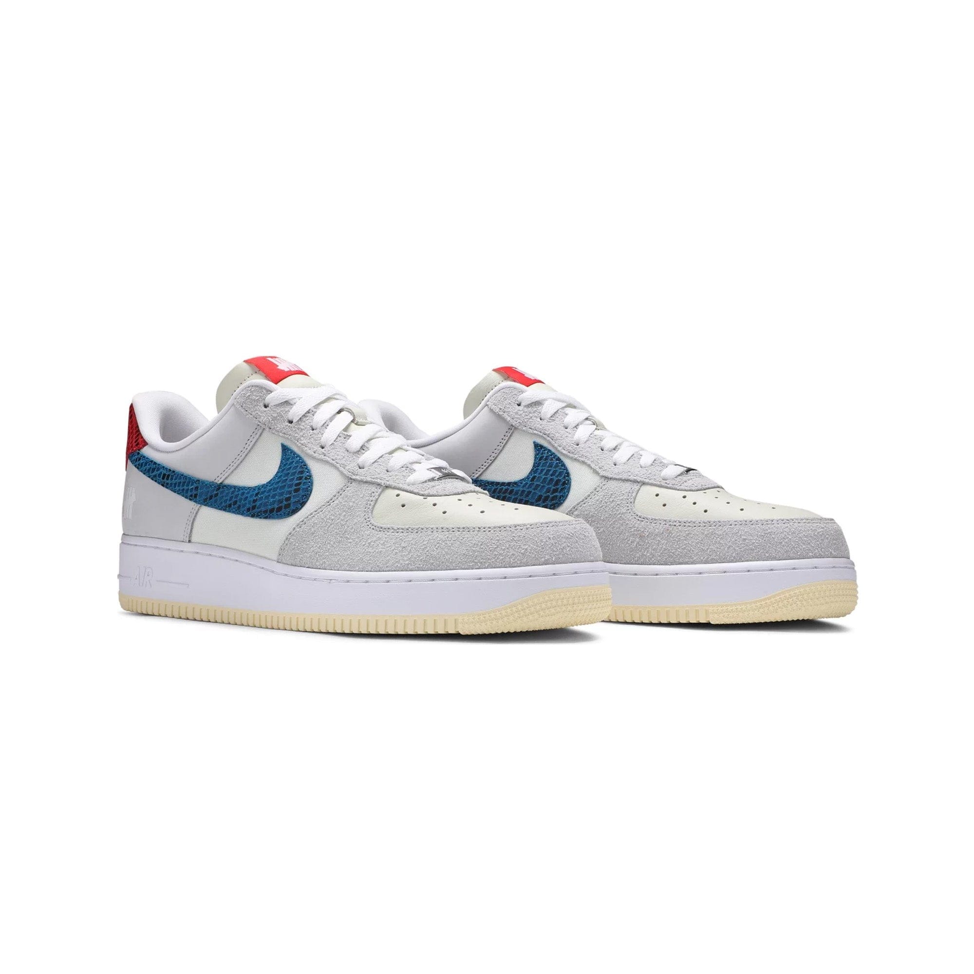 Nike Air Force 1 Low SP Undefeated 5 On It Dunk Vs. AF1 Grey Fog (2021)