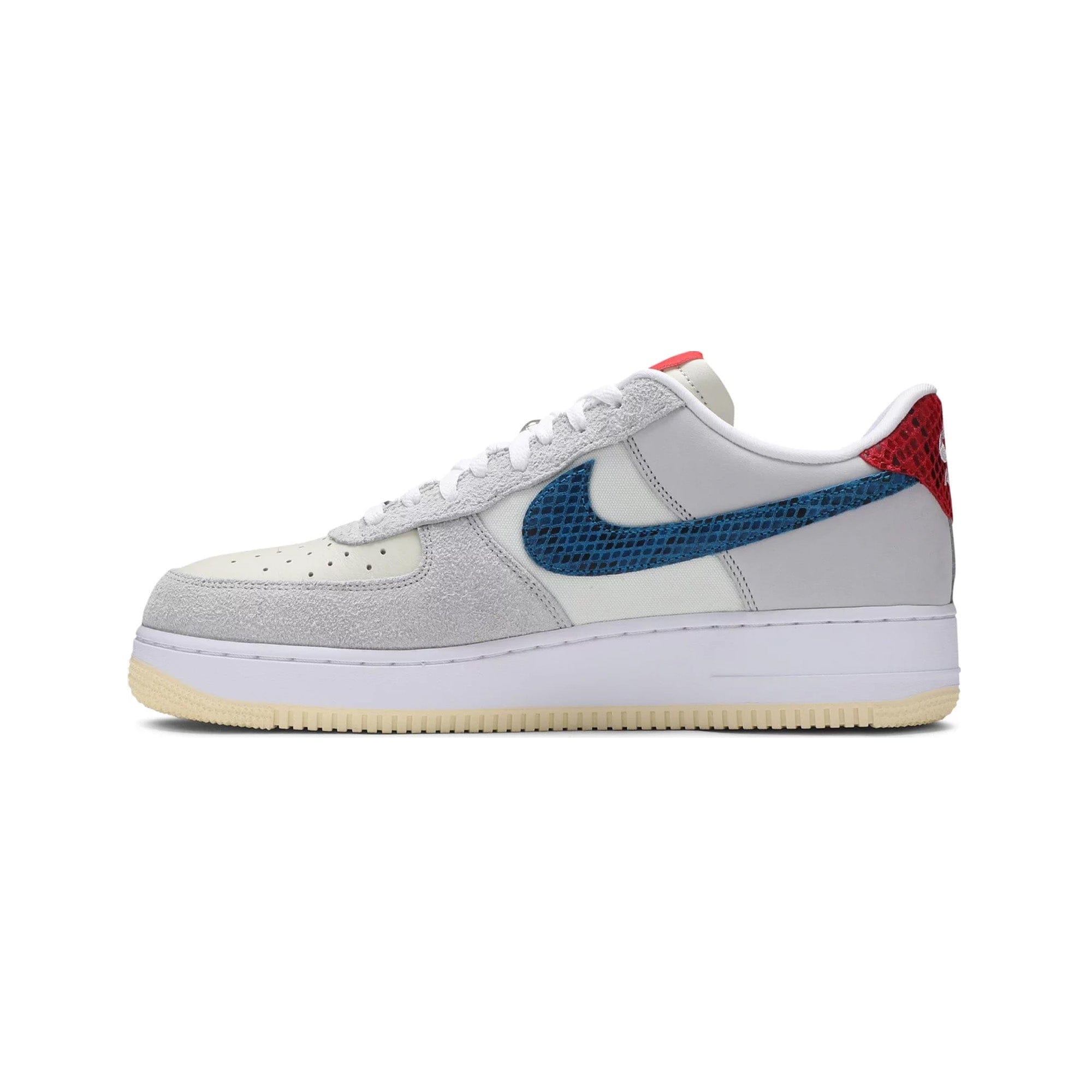 Nike Air Force 1 Low SP Undefeated 5 On It Dunk Vs. AF1 Grey Fog (2021)