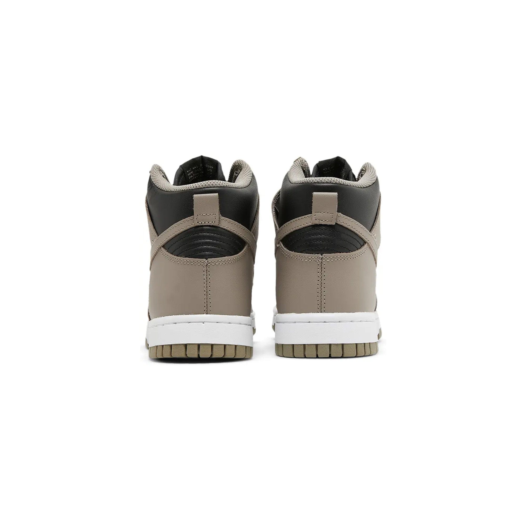 Nike Dunk High Moon Fossil W (2021)