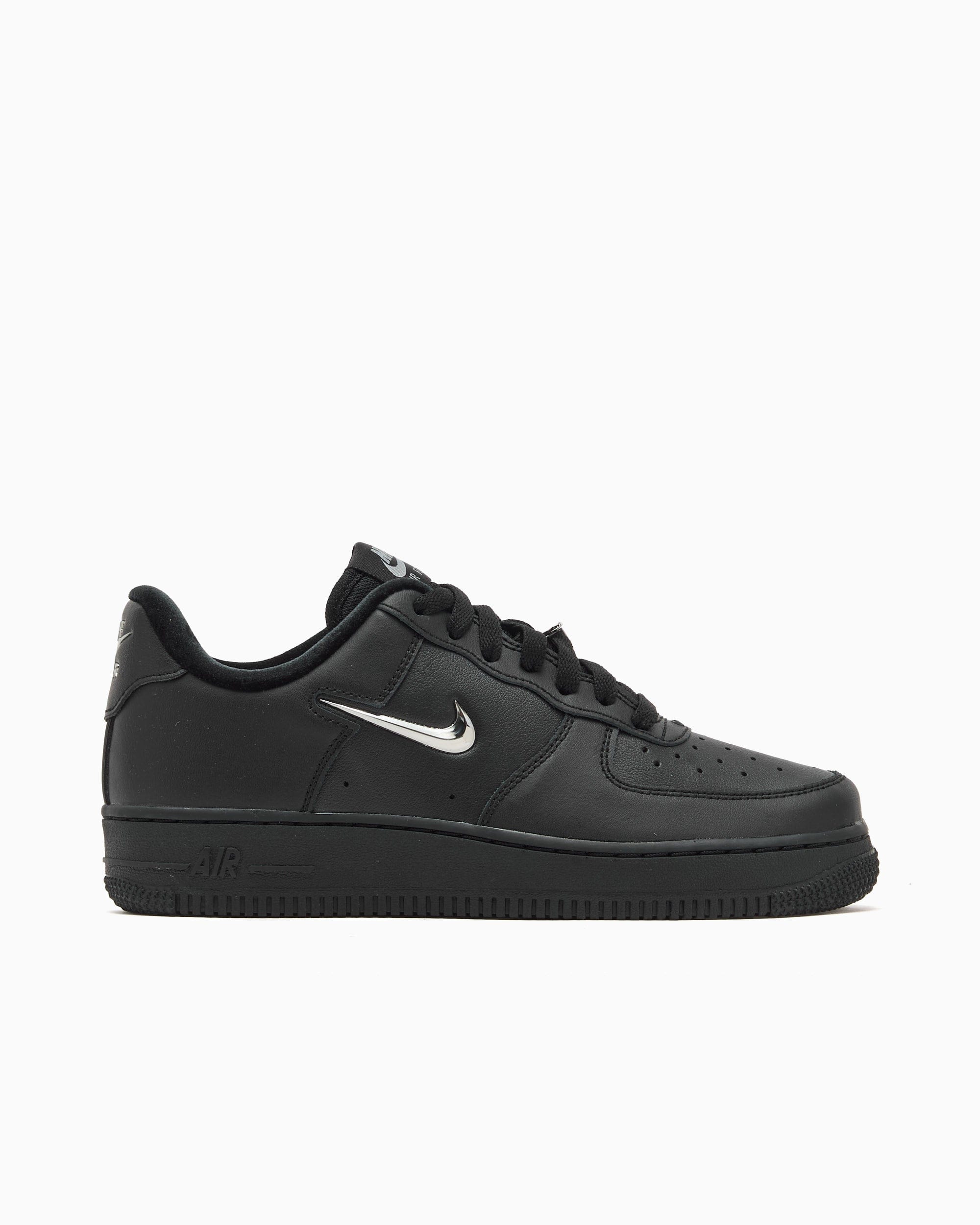 Nike Women's Air Force 1 '07