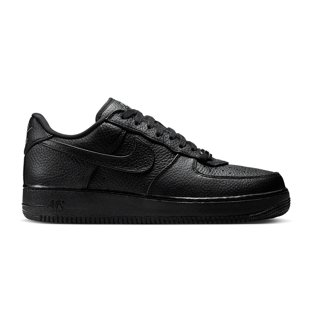 Nike AIR FORCE 1 LOW RETRO PREMIUM BLACK / METALLIC SILVER