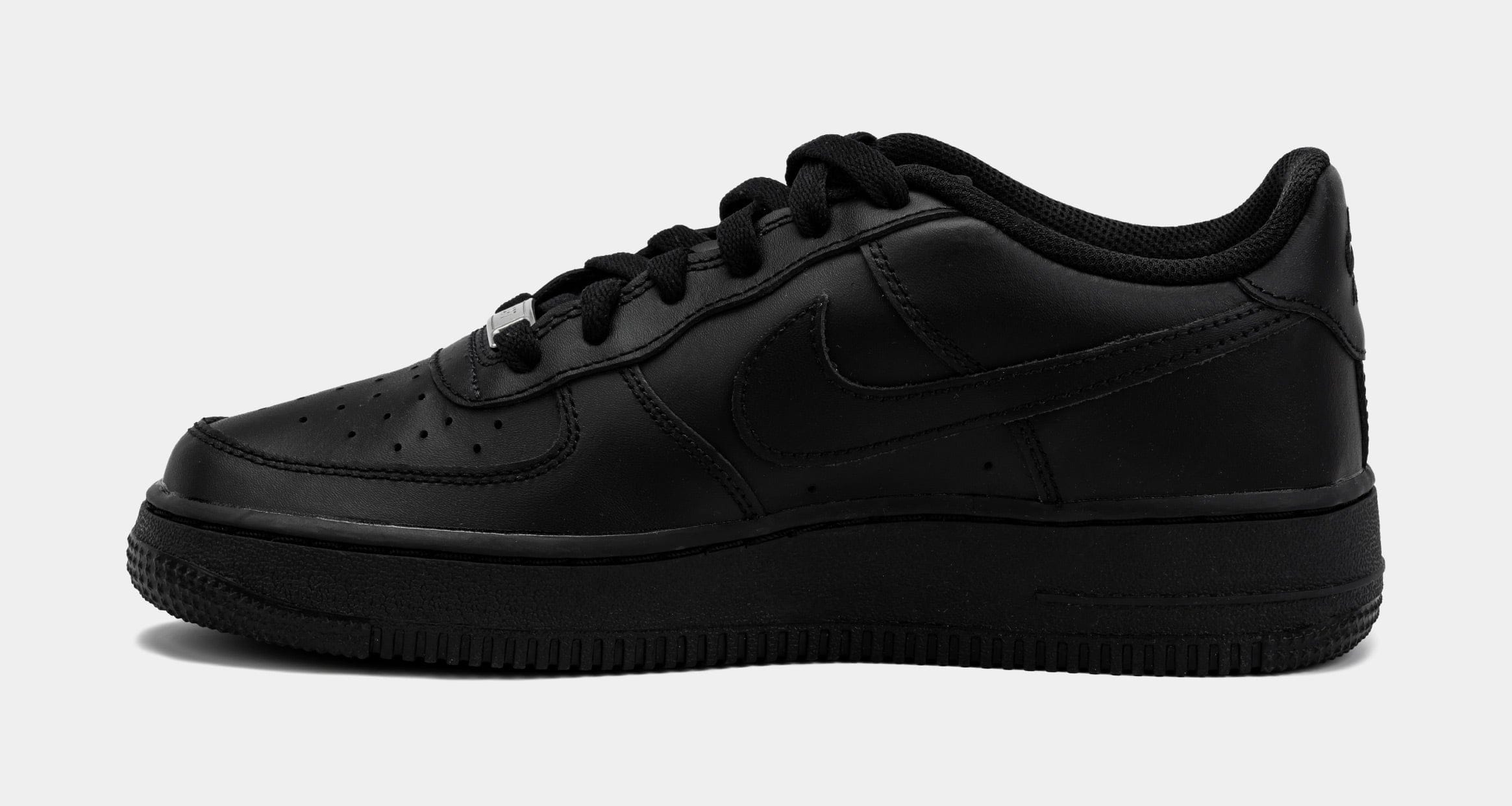 Nike Air Force 1 Low LE Grade School Lifestyle Shoes (Black/Black)