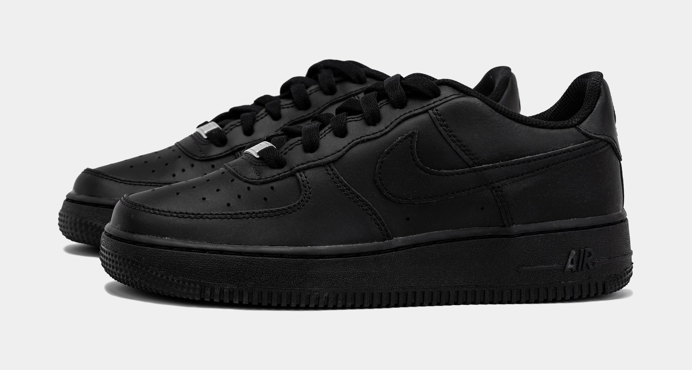 Nike Air Force 1 Low LE Grade School Lifestyle Shoes (Black/Black)