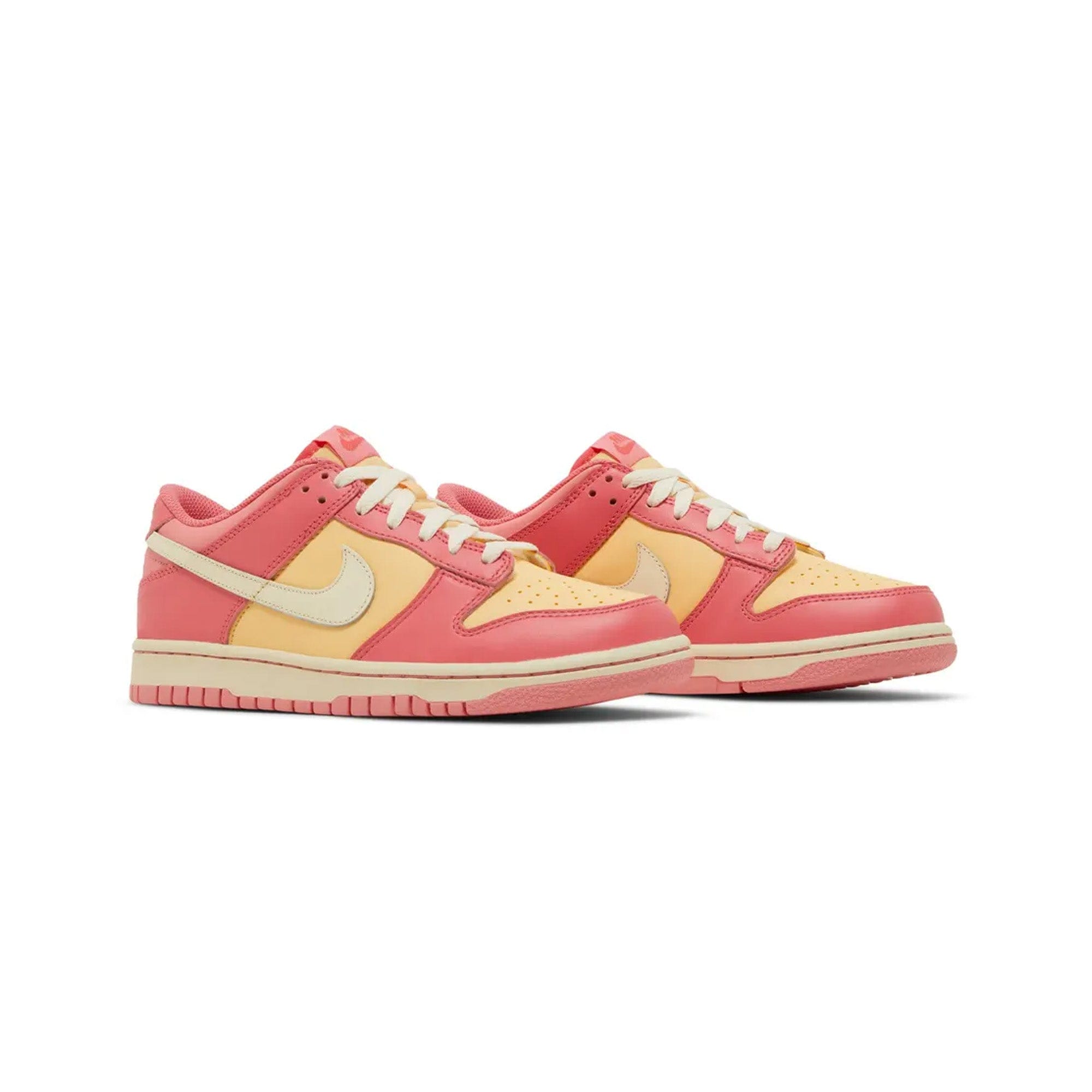 Nike Dunk Low Strawberry Peach Cream GS (2023)