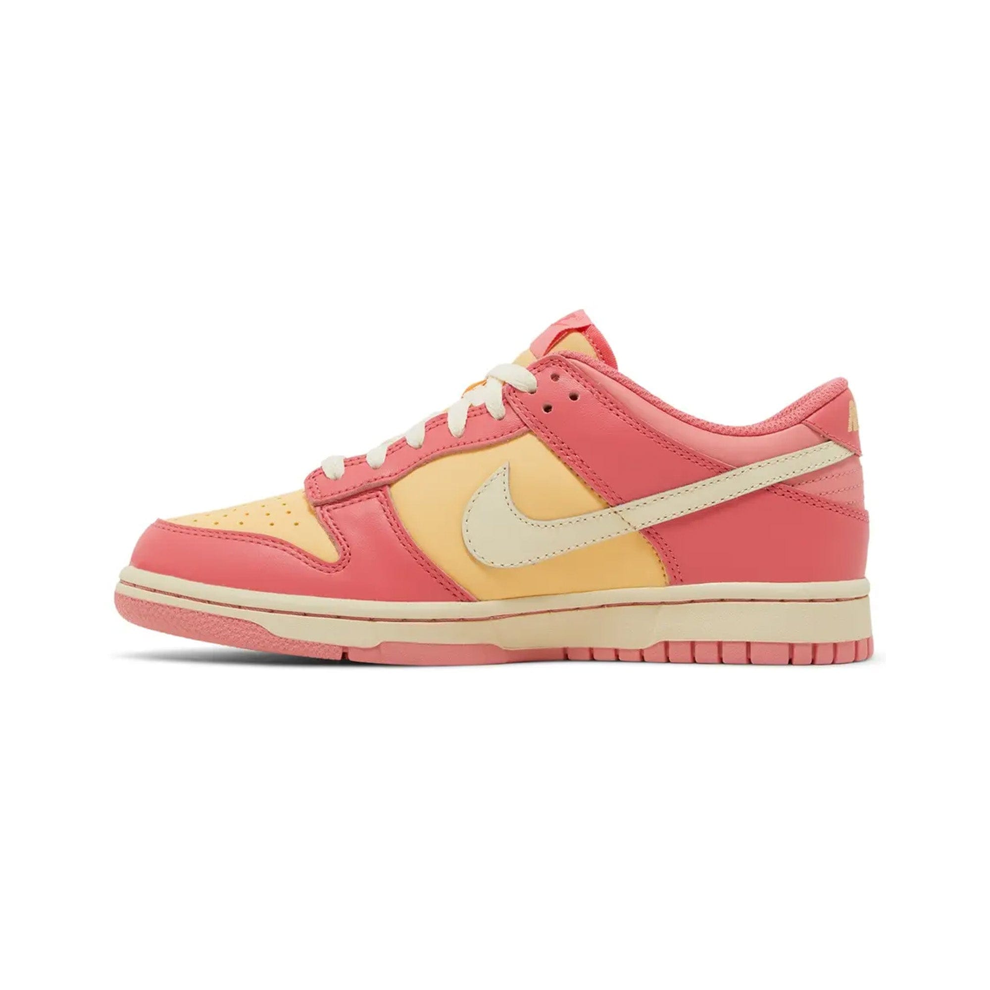 Nike Dunk Low Strawberry Peach Cream GS (2023)