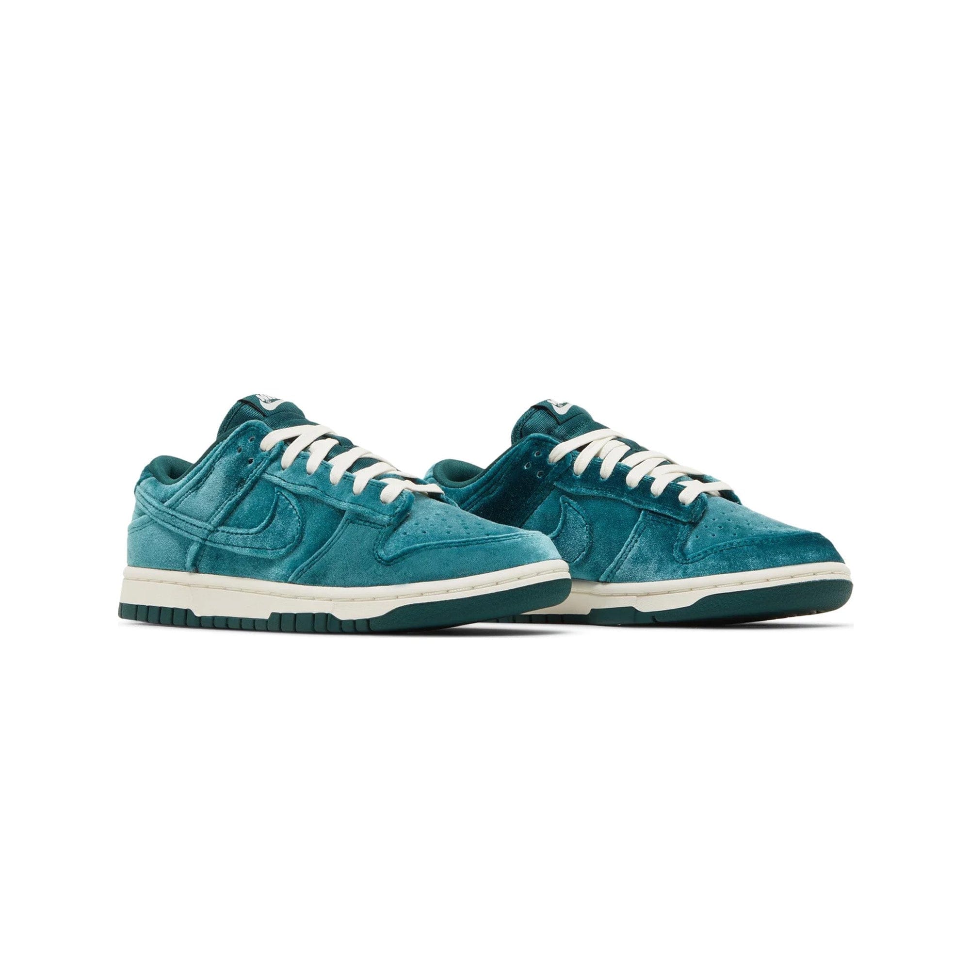 Nike Dunk Low Velvet Teal Women's (2022)