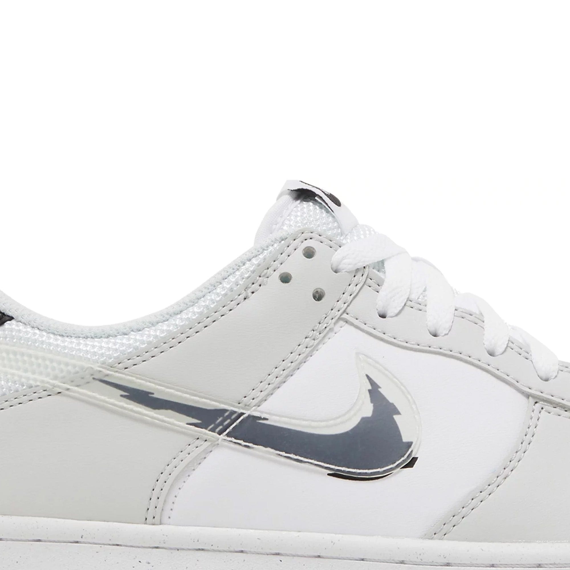 Nike Dunk Low Glitch Swoosh GS (2022)
