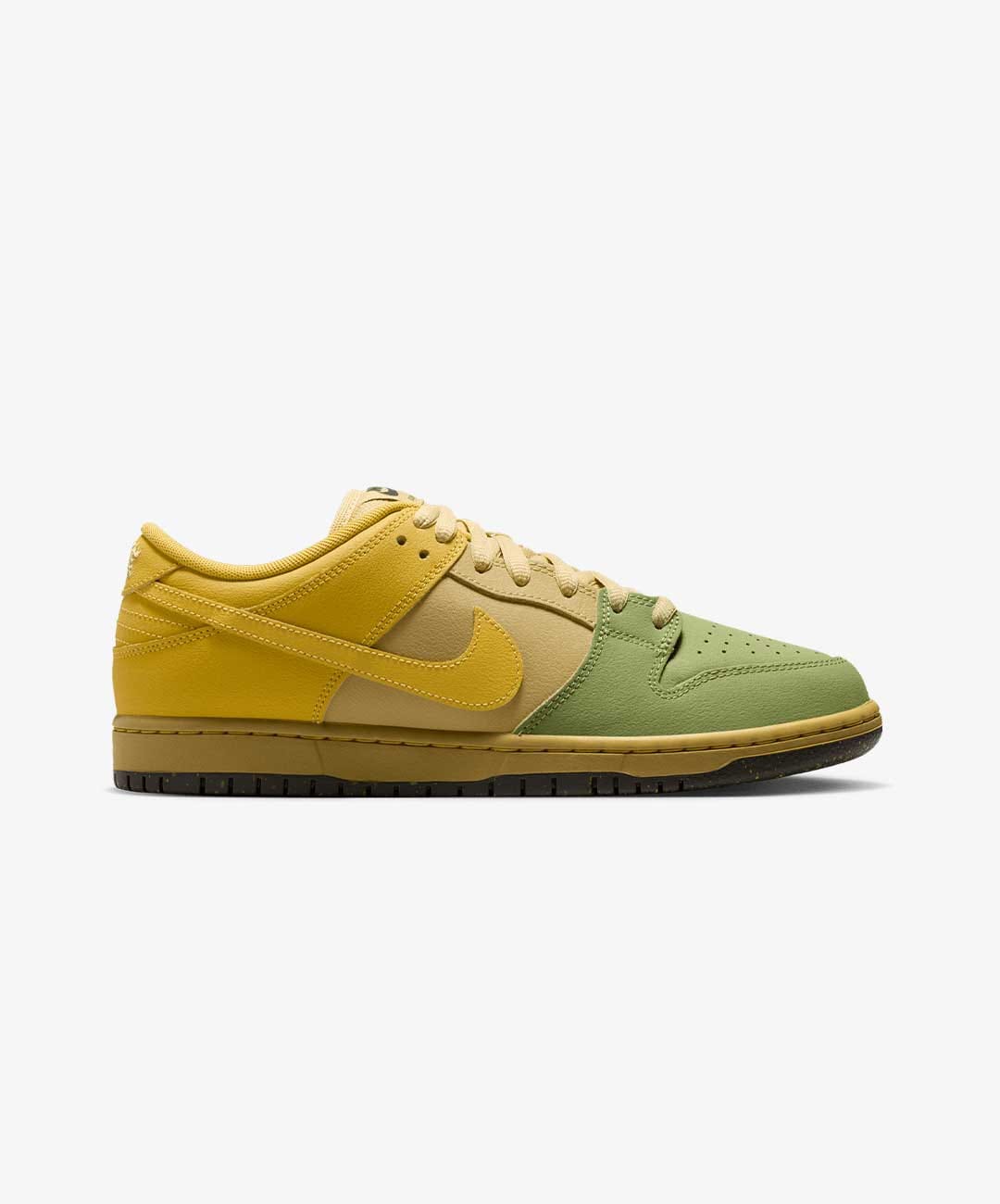 NIKE | SB DUNK LOW PRO { SAFFRON QUARTZ/SAFFRON QUARTZ - PEAR