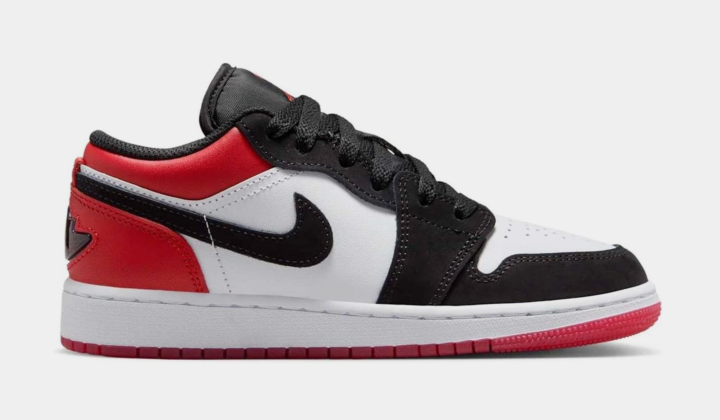 Nike Air Jordan 1 Low Black Toe Grade School Lifestyle Shoes (White/Varsity Red/Black)