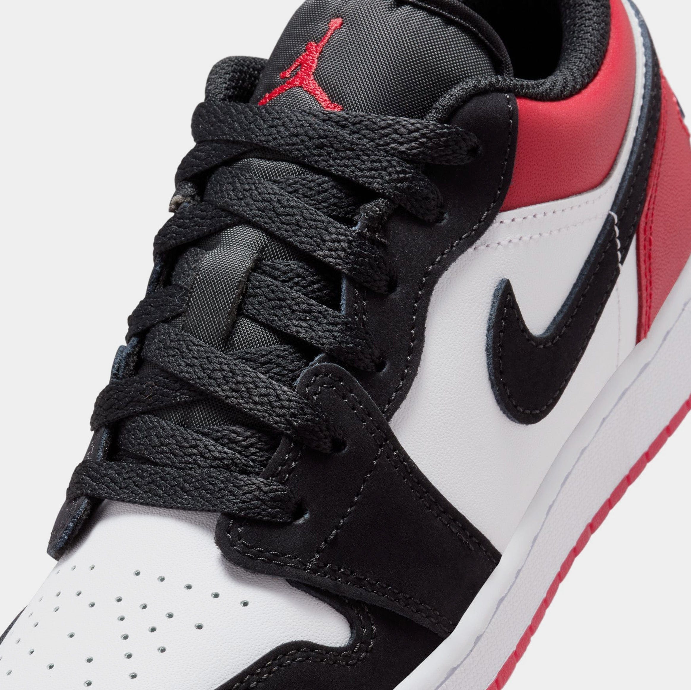 Nike Air Jordan 1 Low Black Toe Grade School Lifestyle Shoes (White/Varsity Red/Black)
