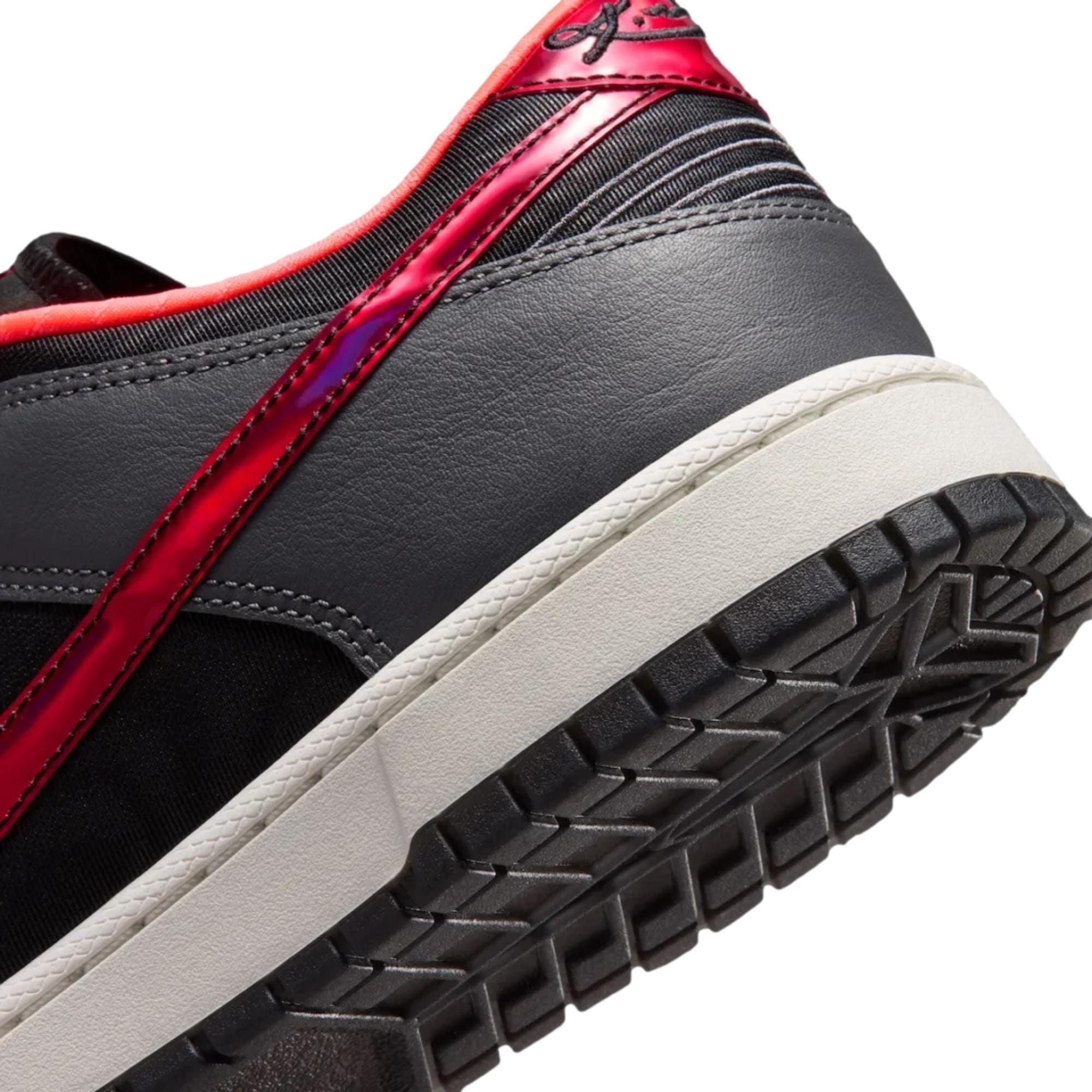 Nike Dunk Low Protro Black / Multi - Color - Hot Punch IQ3919 - 001 Men's