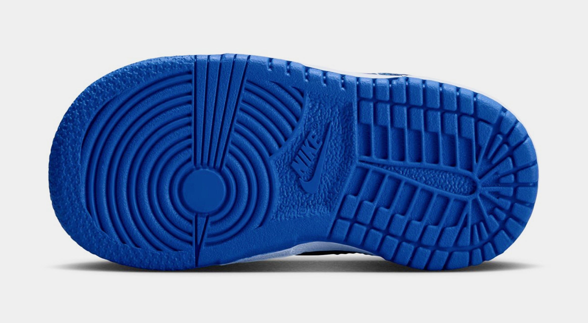 Nike Dunk Low Infant Toddler Basketball Shoes (White/Hyper Royal/Hyper Royal)