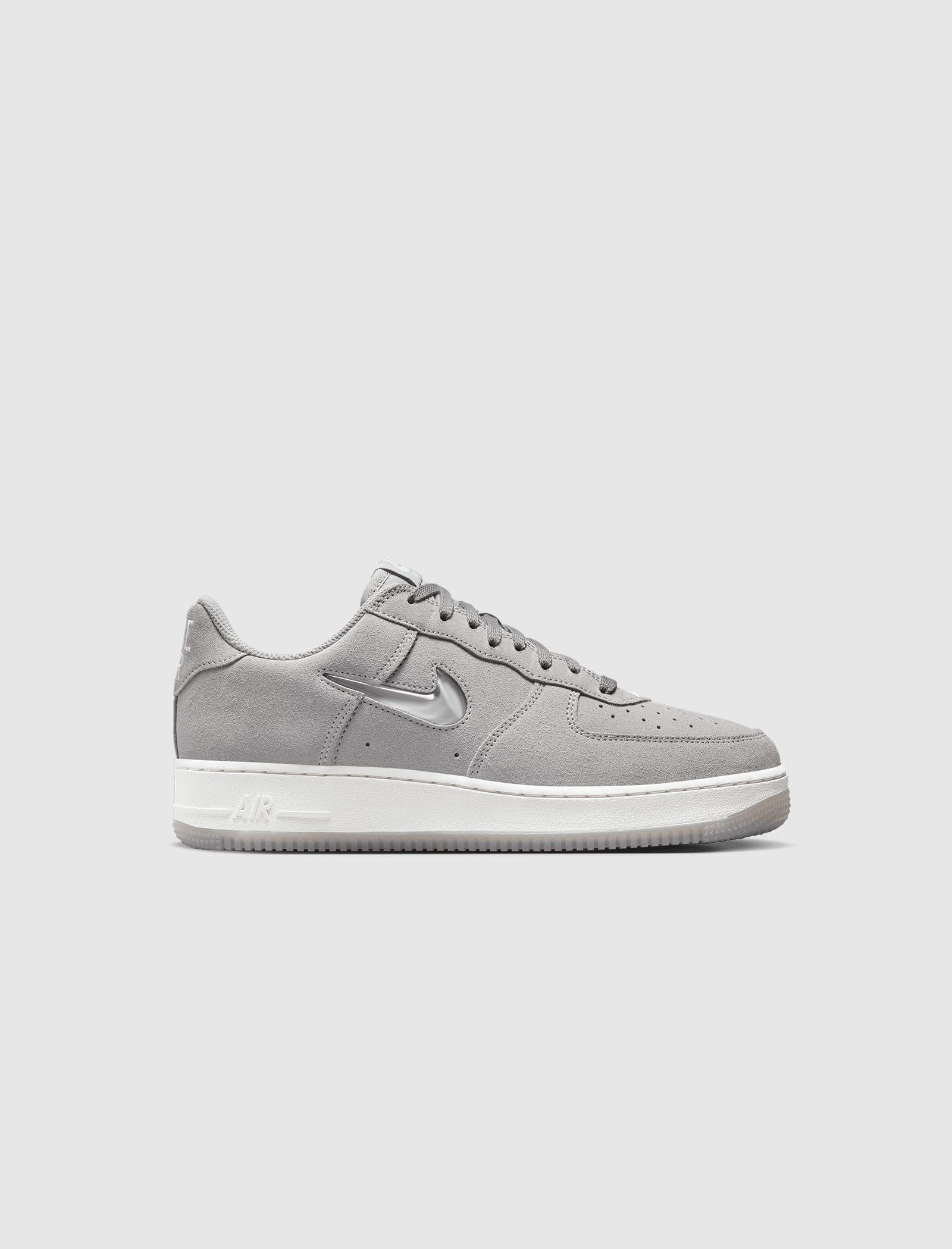 Nike AIR FORCE 1 LOW RETRO COLOR OF THE MONTH LIGHT SMOKE GREY