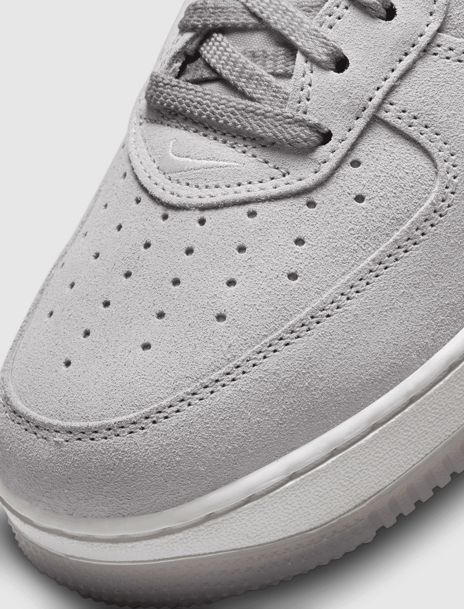 Nike AIR FORCE 1 LOW RETRO COLOR OF THE MONTH LIGHT SMOKE GREY